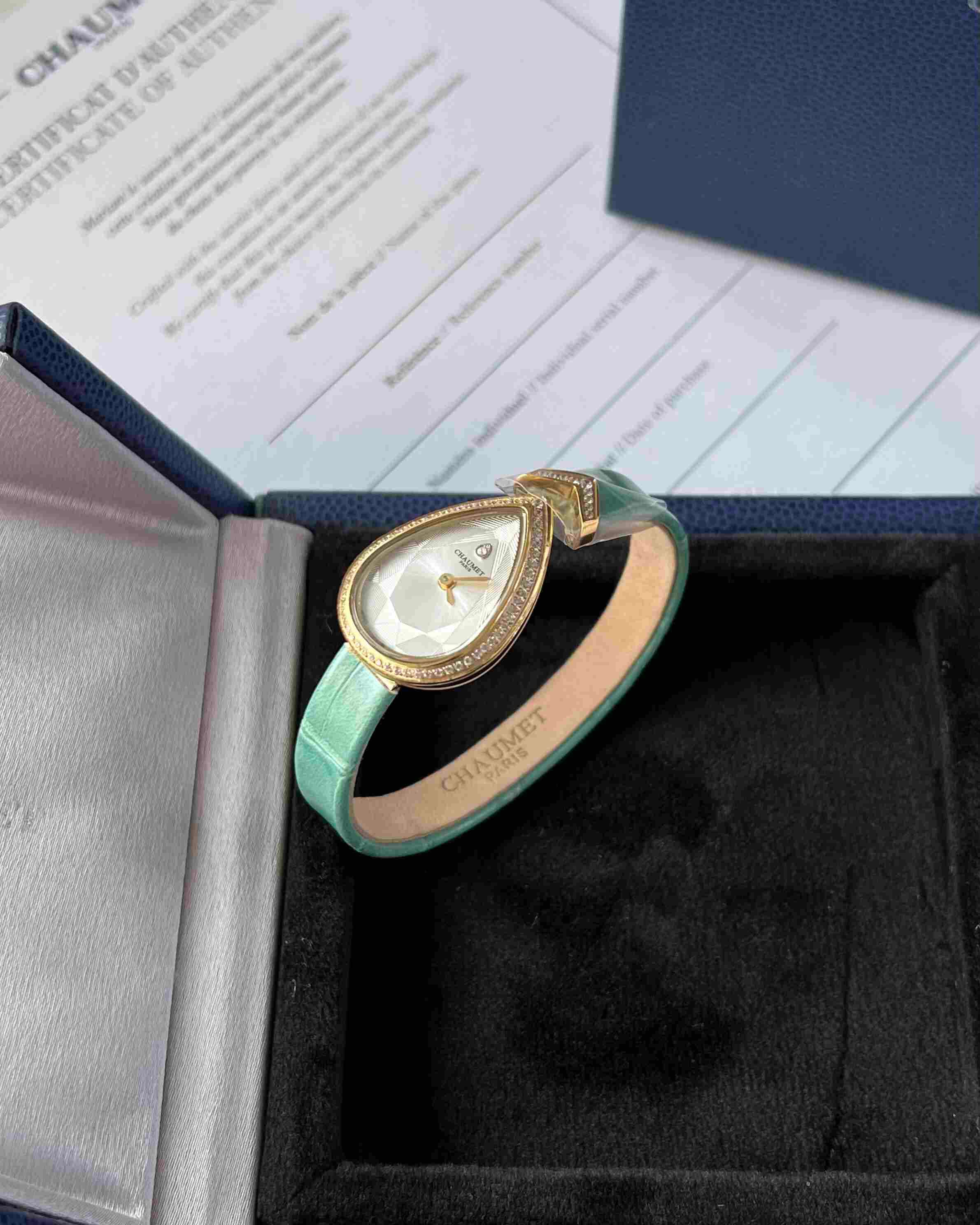 Chaumet Joséphine Aigrette Light Green Leather Watch – Gold Diamond Edition