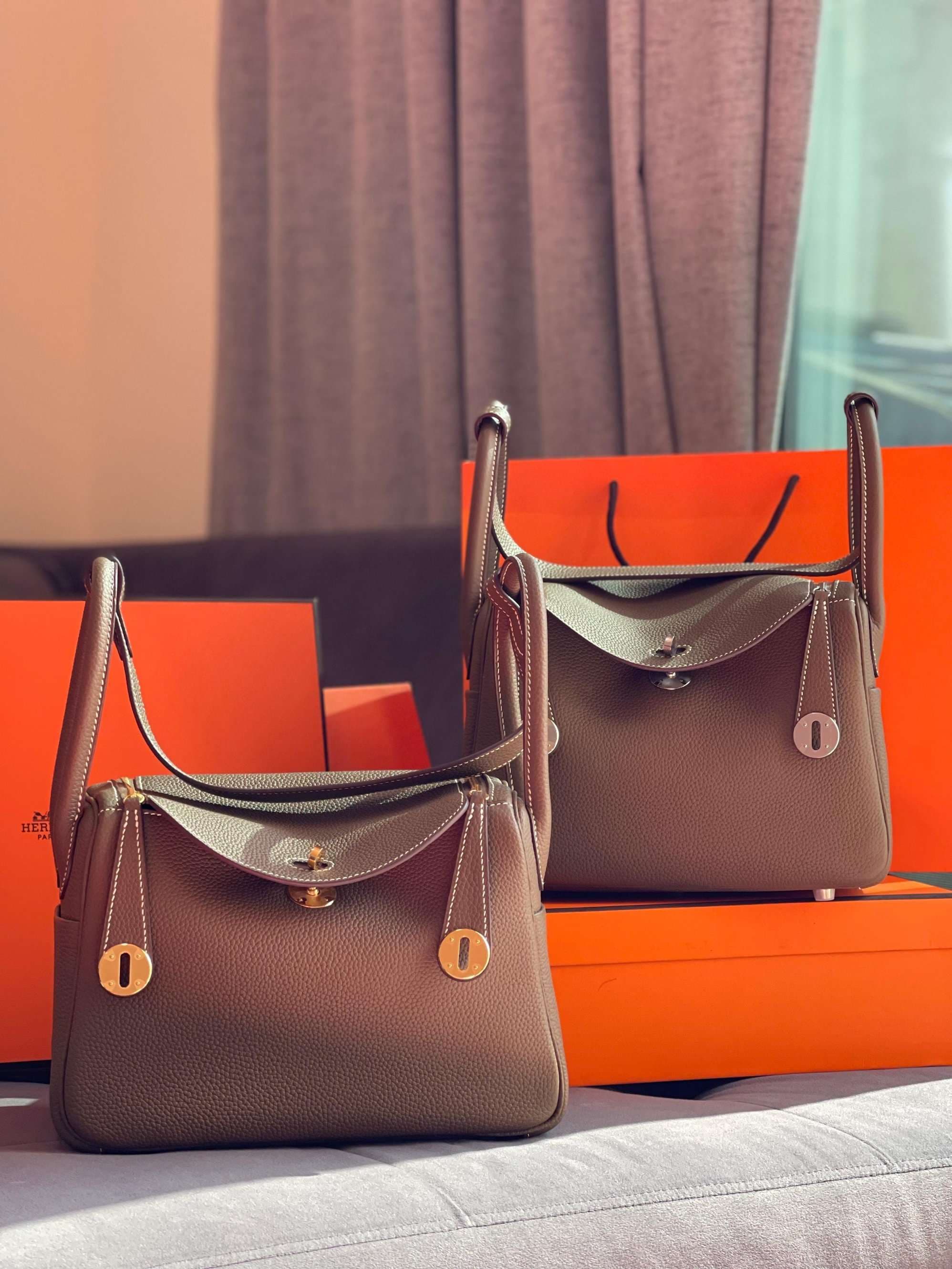 Hermès Lindy Togo Bag – Luxury Everyday Handcrafted Tote