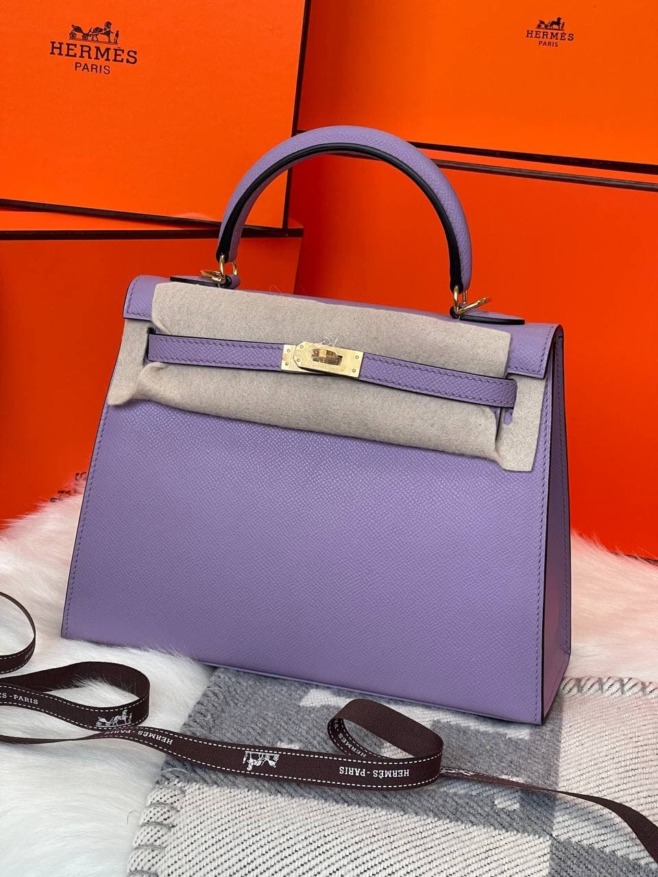 Hermès Kelly 25 Epsom Leather Bag – Full Color Collection Available in UAE & GCC