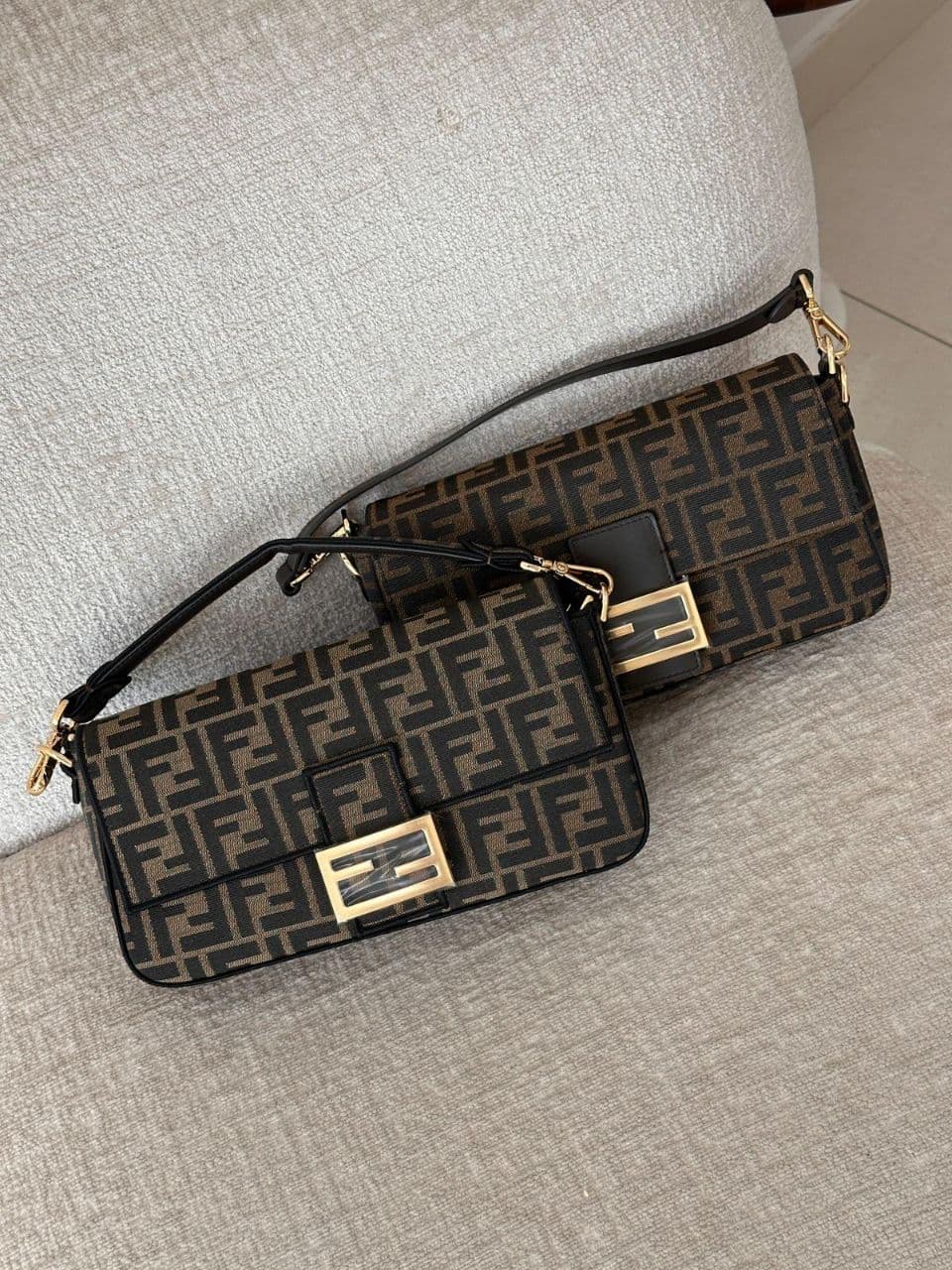 Fendi Baguette FF Pattern Shoulder Bag – Brown & Multicolor Edition