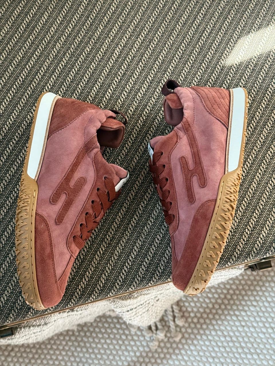 Hermès Jet Sneaker – Women’s Luxury Casual Shoes