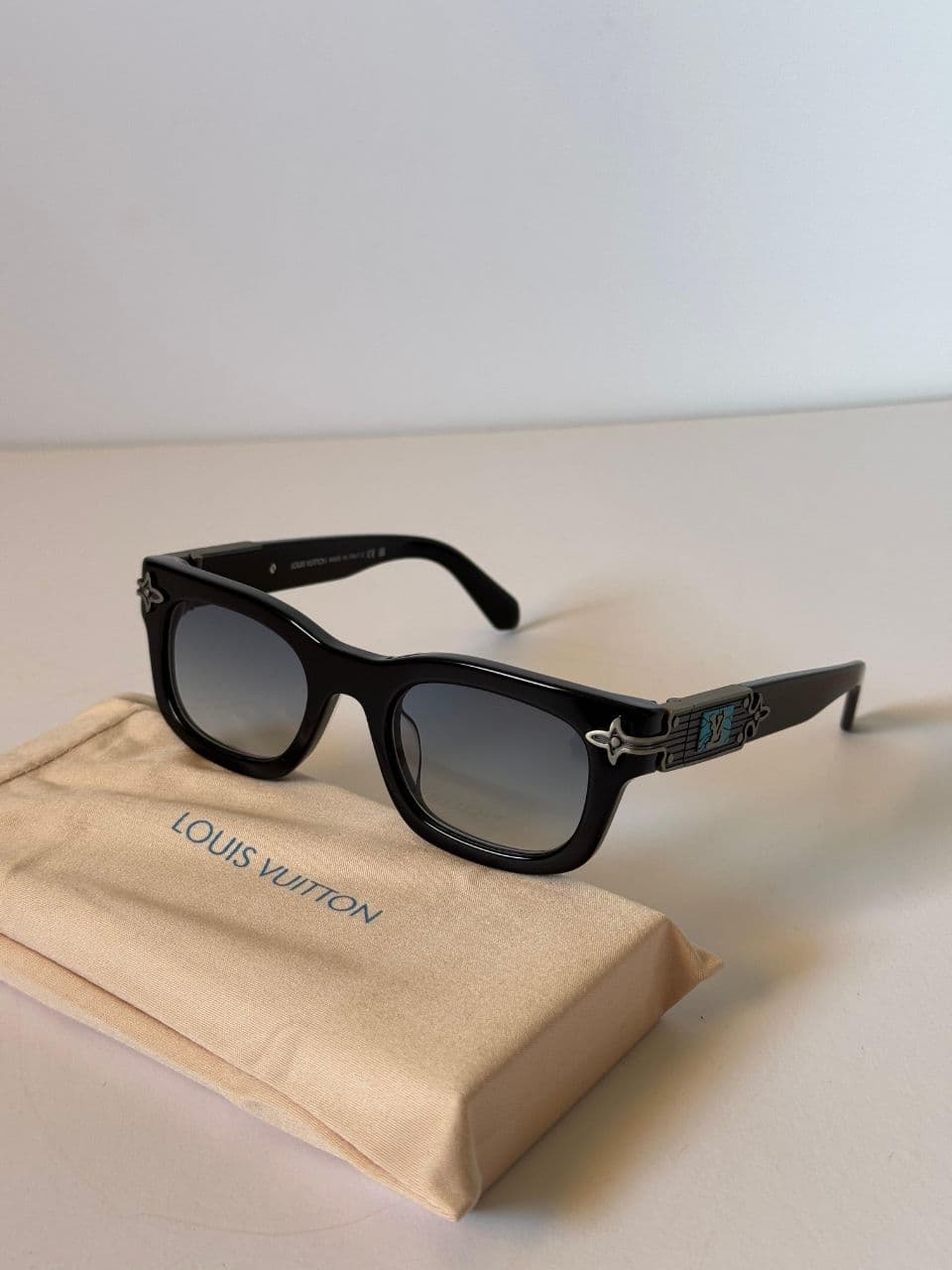 Louis Vuitton LV Arabesque 1.1 Sunglasses