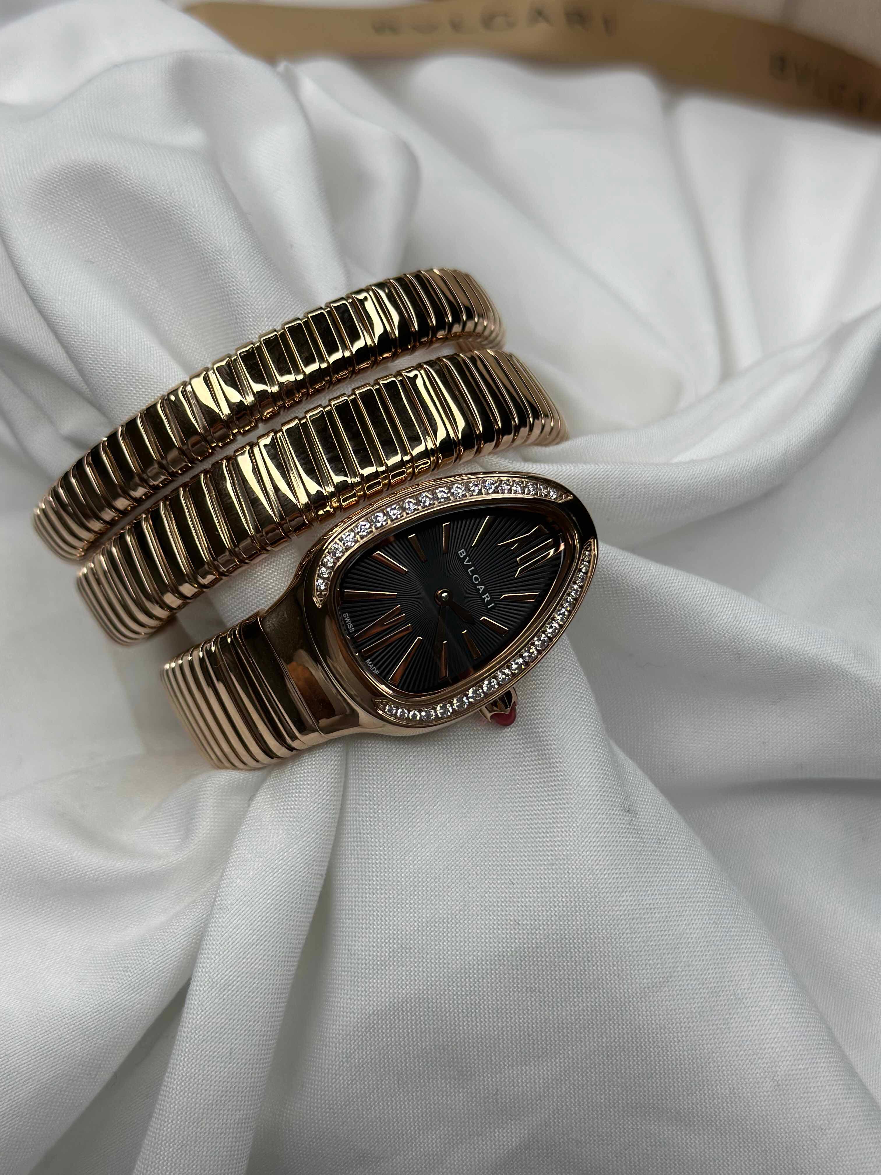 Bvlgari Serpenti Tubogas Black Dial Ladies Watch Collection