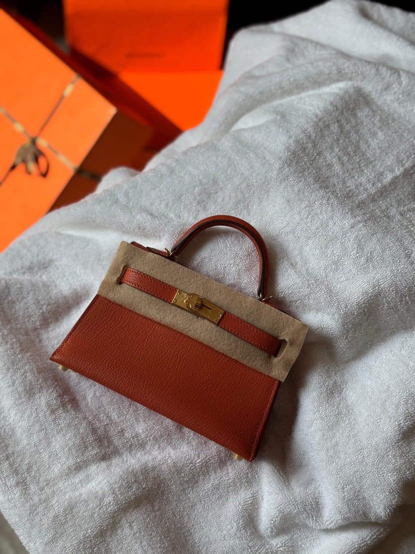 Hermès Mini Kelly 20 Togo – Handcrafted