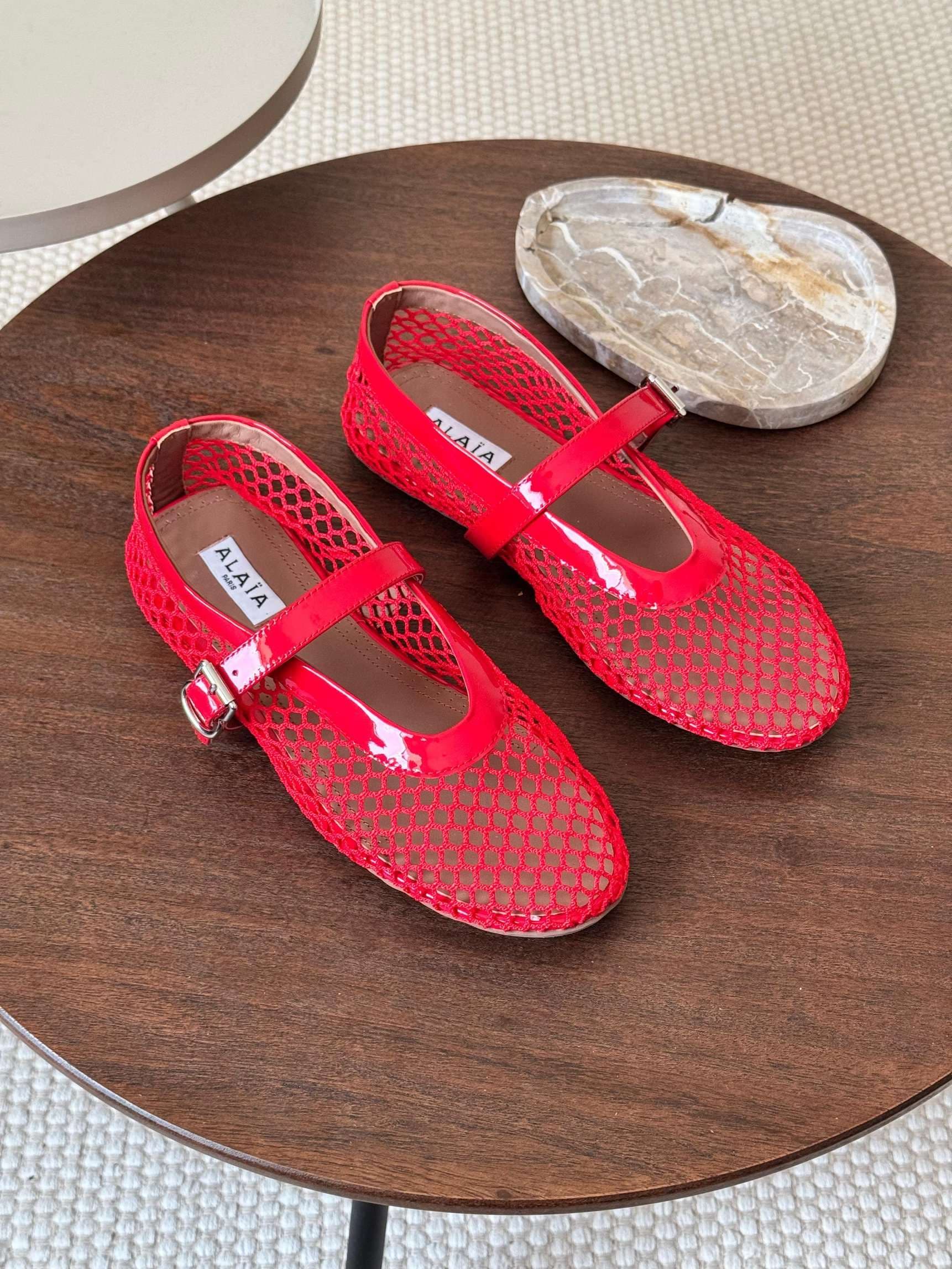 Alaia Mesh Ballet Flats