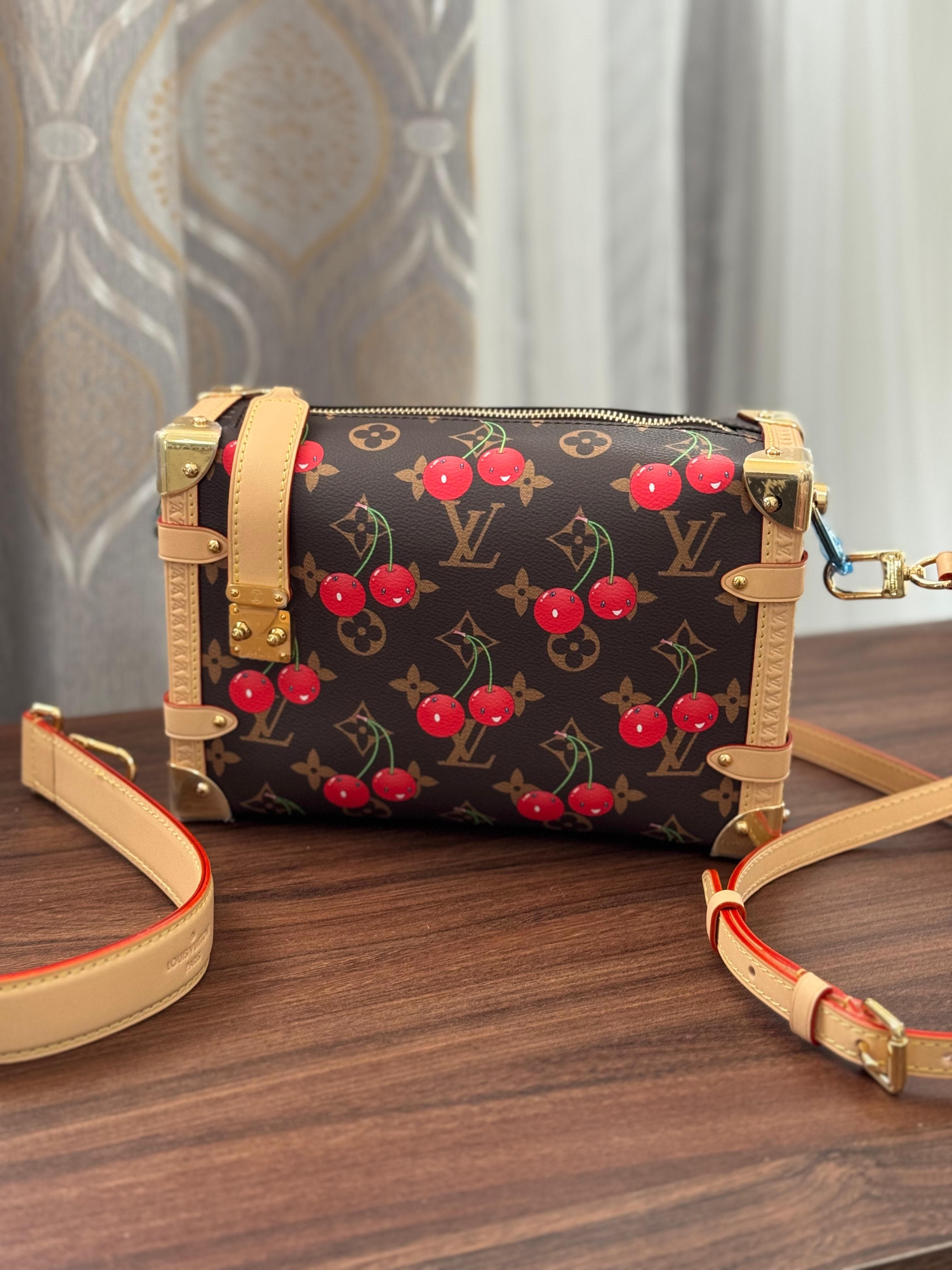 Louis Vuitton Speedy