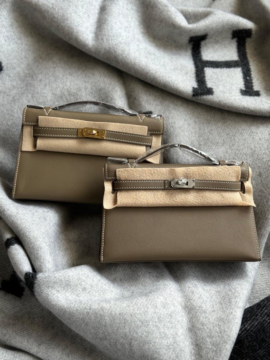 Hermès Kelly Pochette Swift – All Colors & Hardware Options