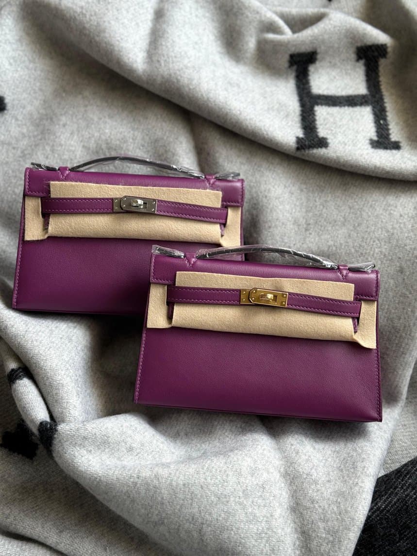 Hermès Kelly Pochette Swift – All Colors & Hardware Options