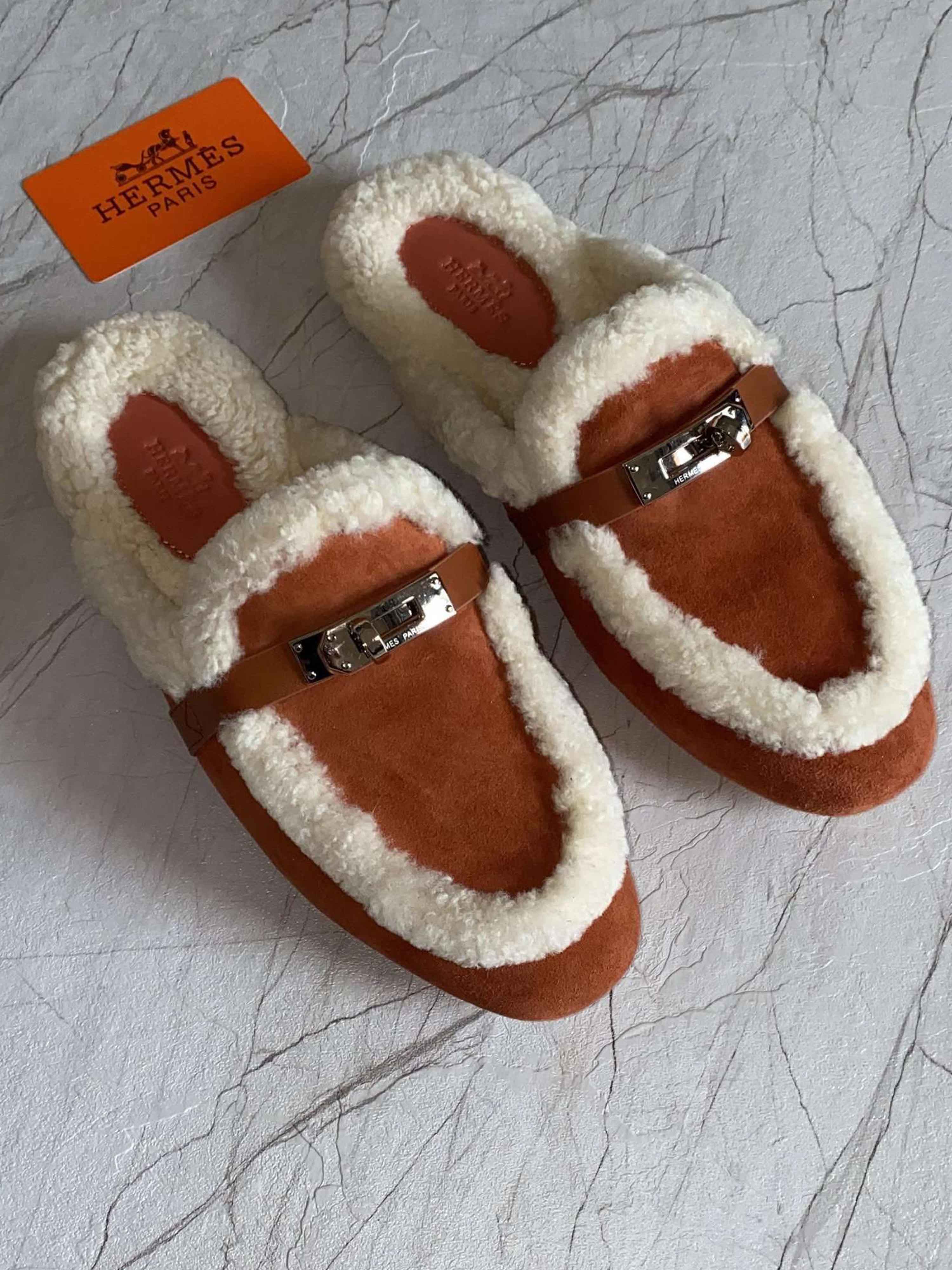HERMES Suede Goatskin Woolskin Oz Mules