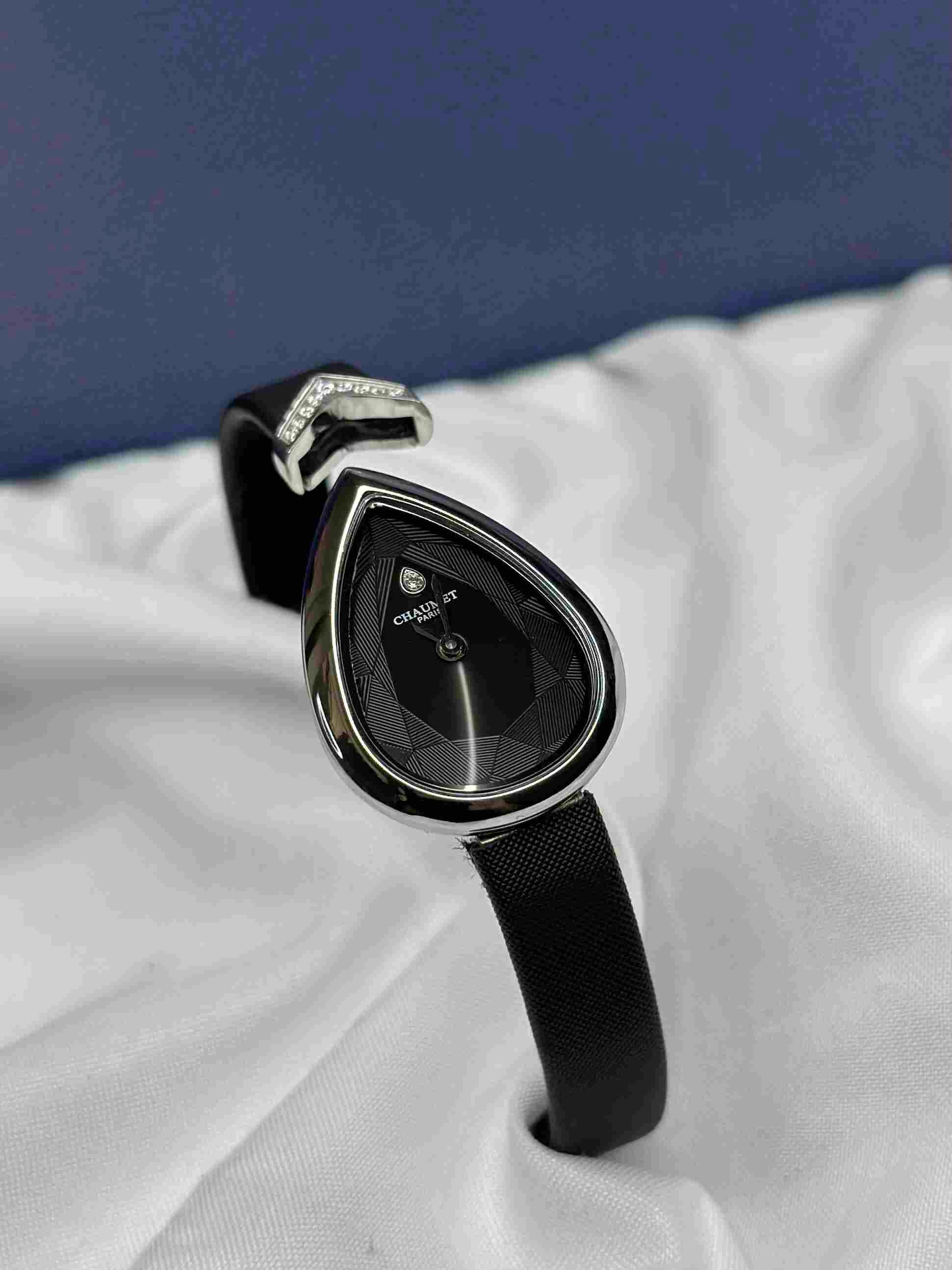 Chaumet Joséphine Aigrette Collection – Timeless Elegance in Black & White
