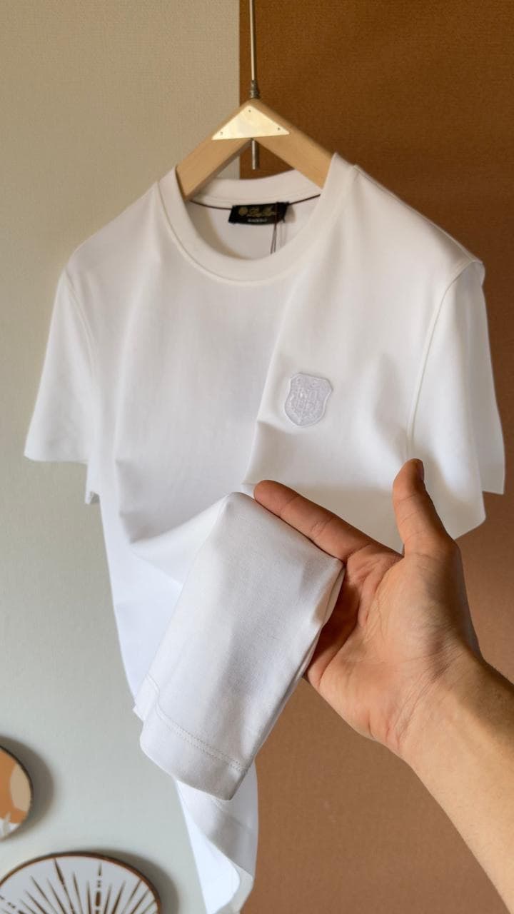 Loro Piana Luxury Soft-Touch Minimal Logo T-Shirt