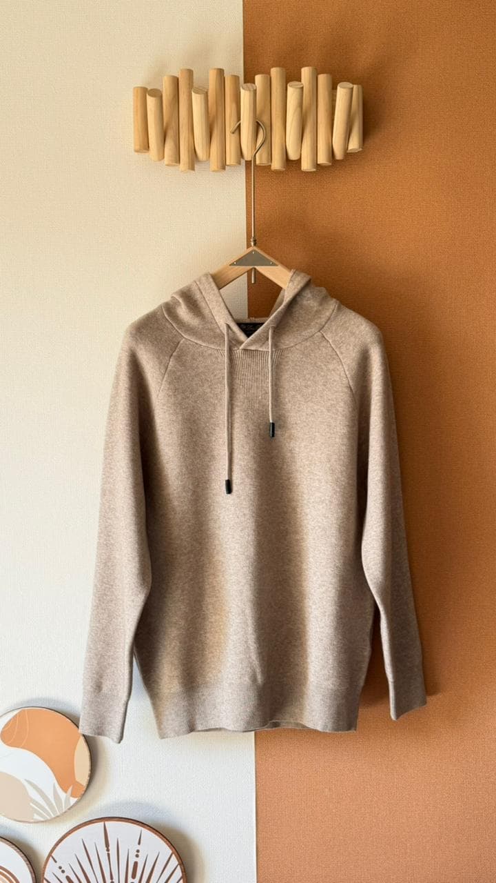 Loro Piana Men’s Cozy Hoodie – Premium Soft Knitwear Collection