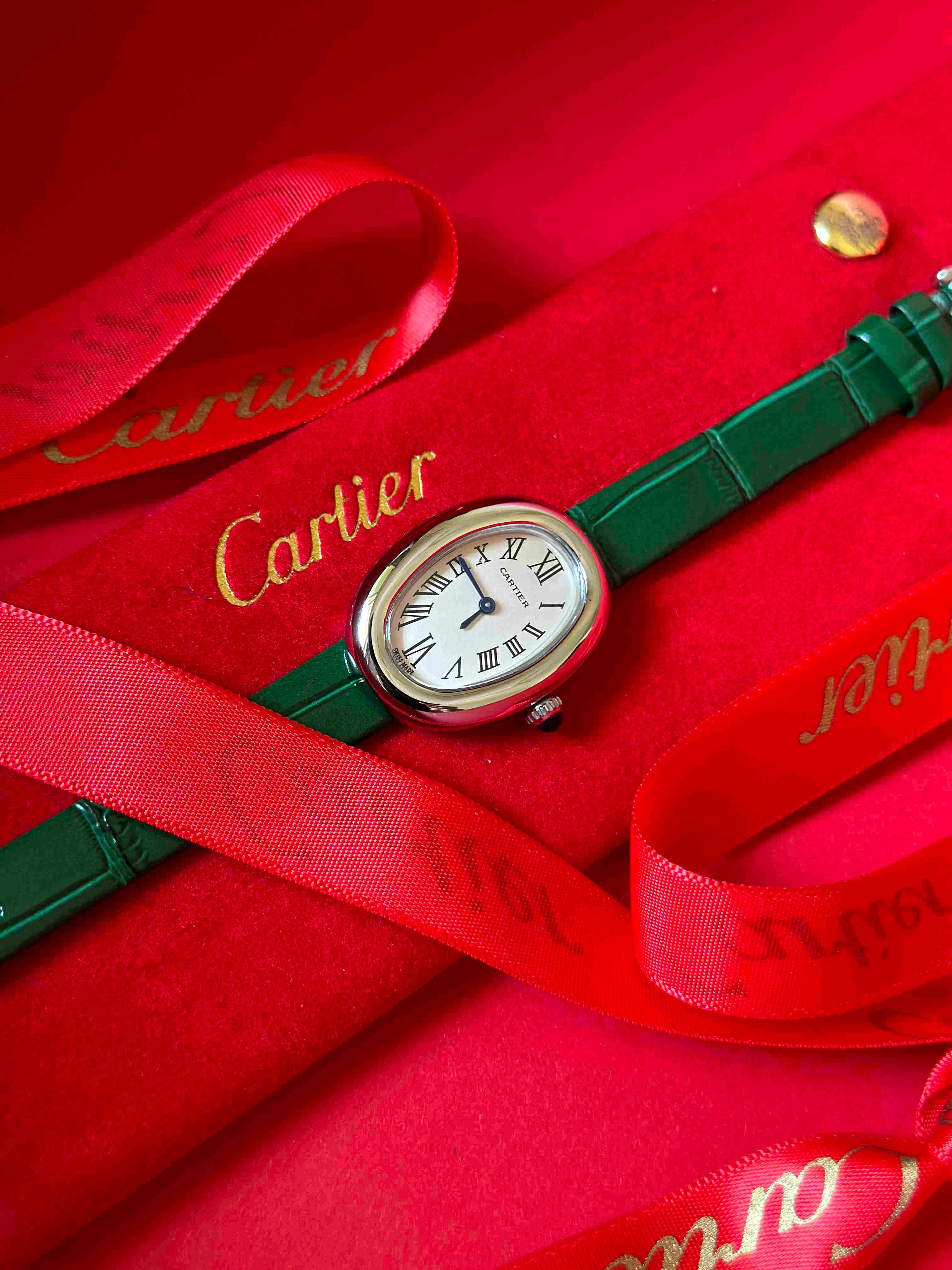 Cartier Baignoire Ladies Watch – Classic Leather Strap Collection