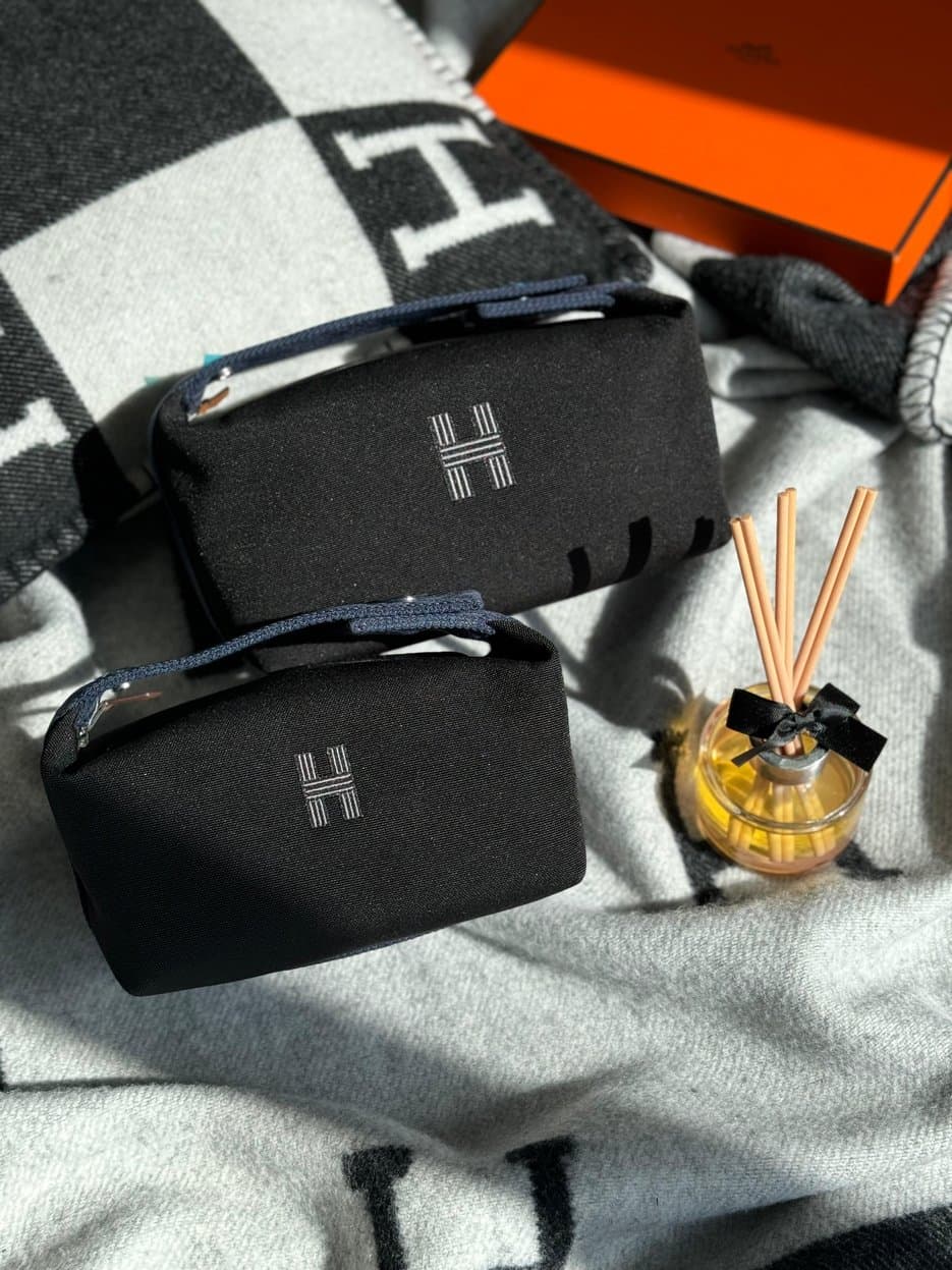 Hermès Makeup Bag – Luxury Cosmetic Pouch in Two Sizes