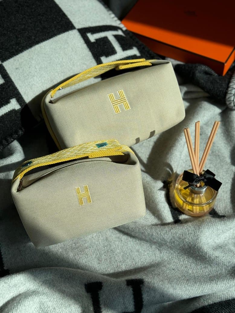 Hermès Makeup Bag – Luxury Cosmetic Pouch in Two Sizes