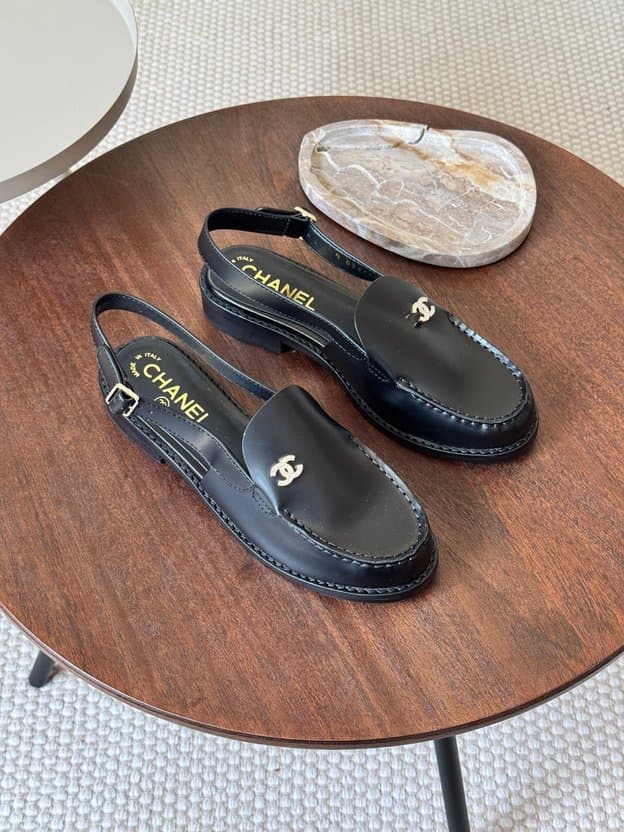 Chanel Slingback Loafer – Classic Black & Beige Leather Elegance