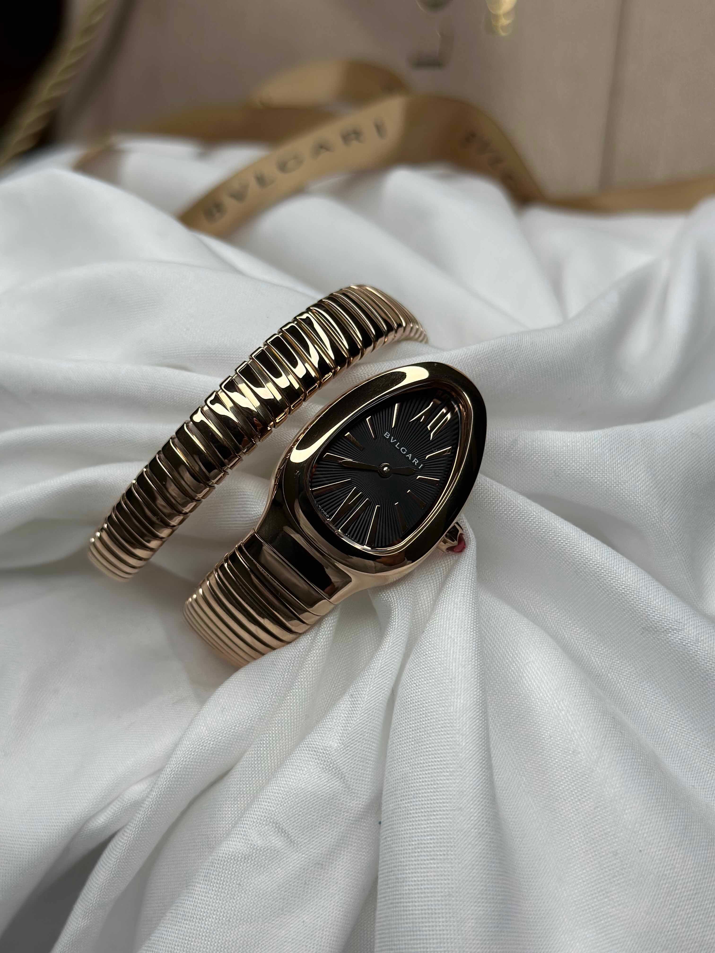 Bvlgari Serpenti Tubogas Black Dial Ladies Watch Collection