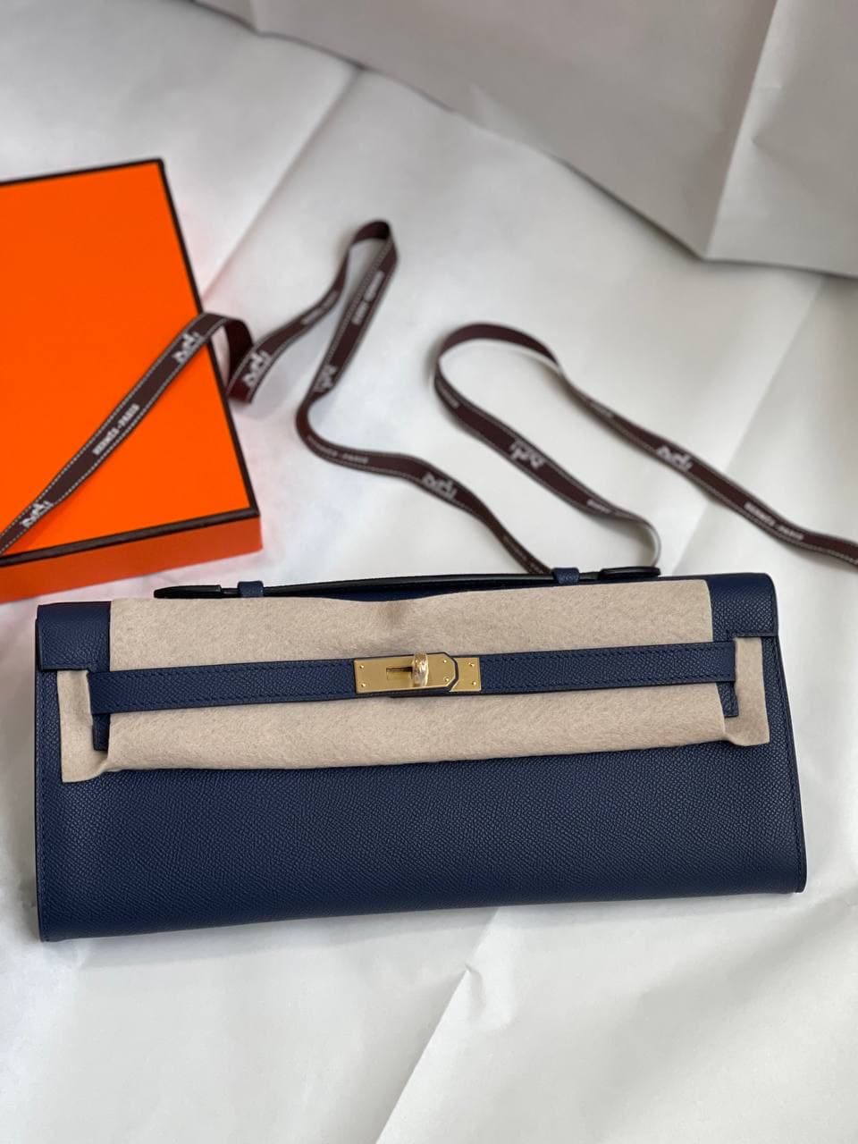 Hermès Kelly Cut Epsom Clutch – Luxury Colors Available in UAE