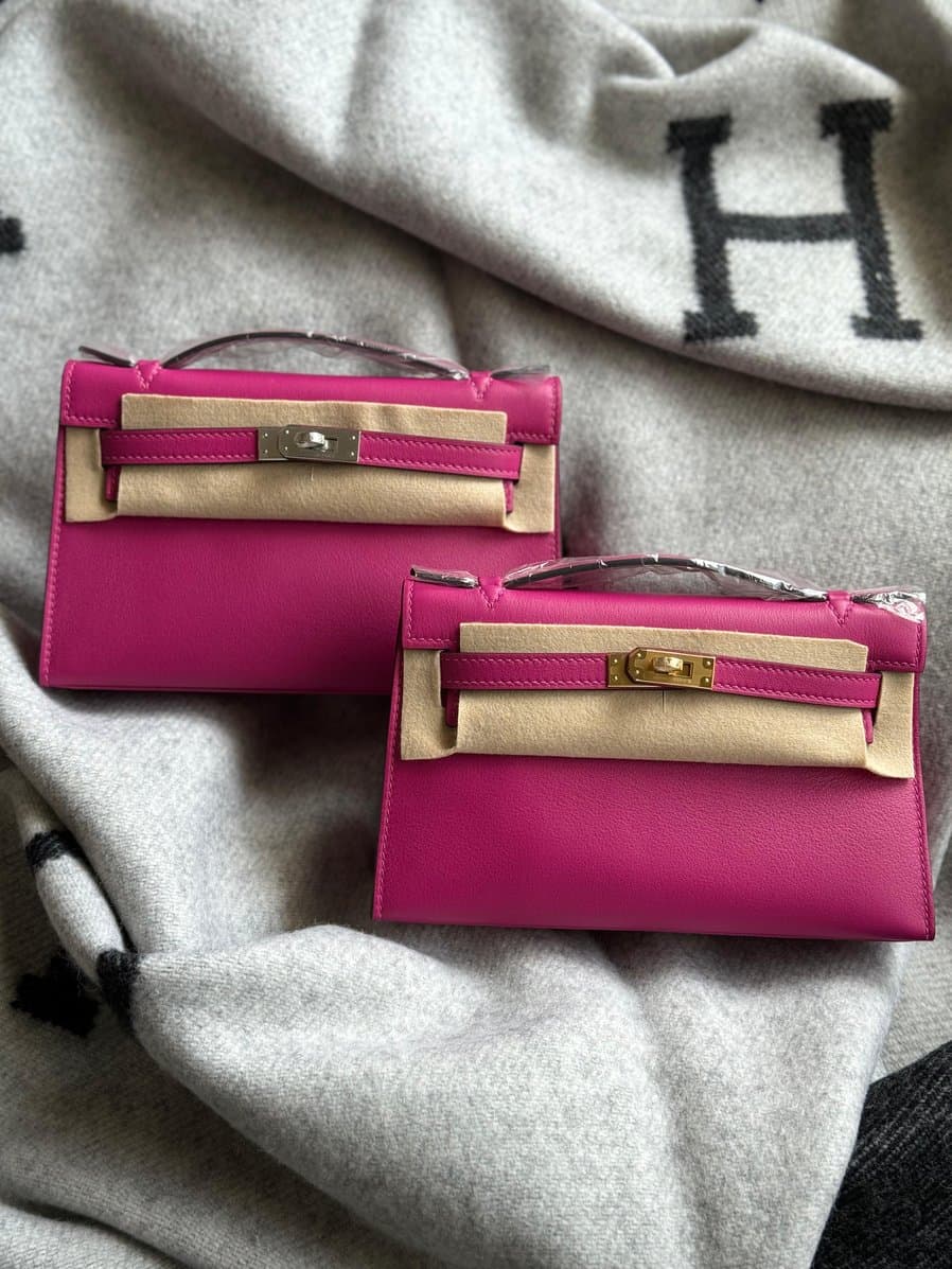 Hermès Kelly Pochette Swift – All Colors & Hardware Options