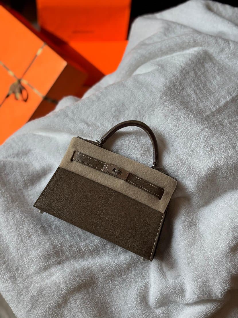 Hermès Mini Kelly 20 Togo – Handcrafted