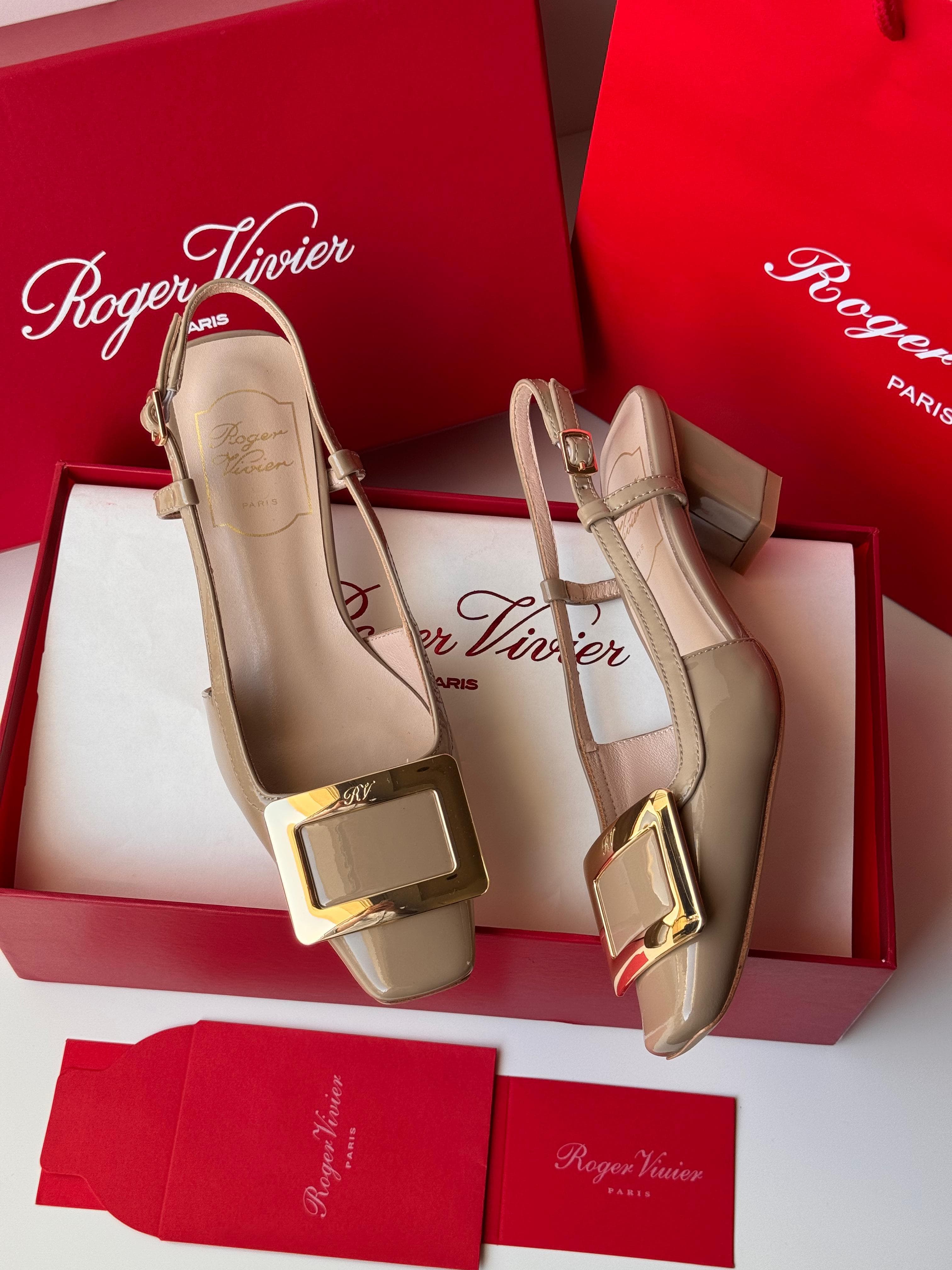 Roger Vivier Slingback