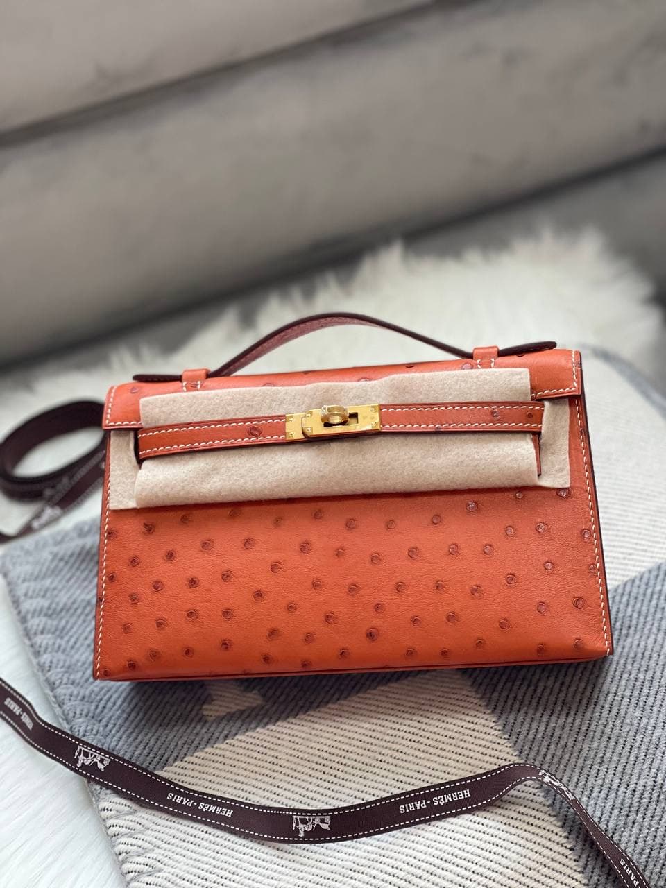 Hermès Kelly Pochette Ostrich – Rare Exotic Luxury Handcrafted Bag