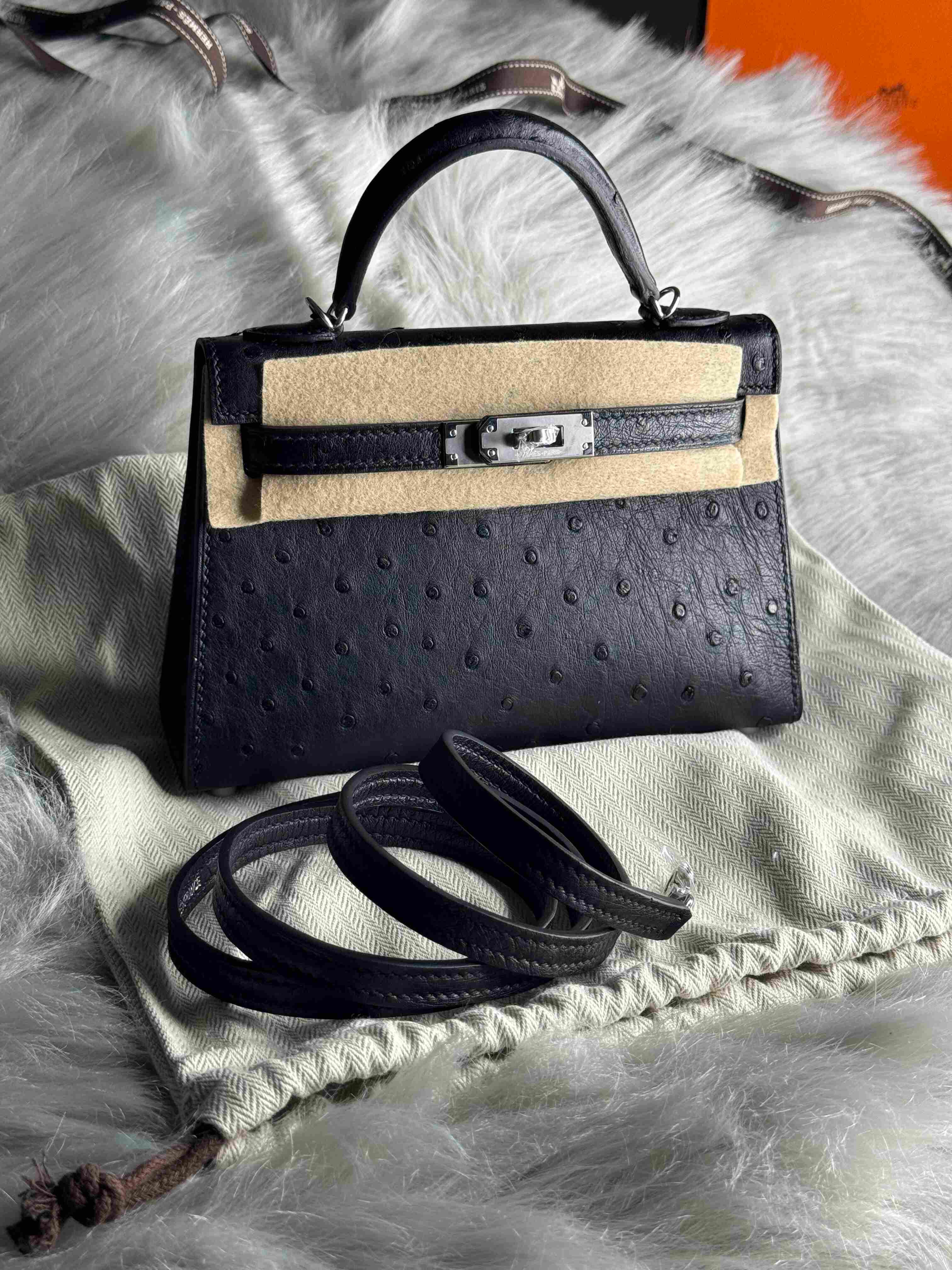 Hermès Mini Kelly Ostrich Leather – Limited Edition