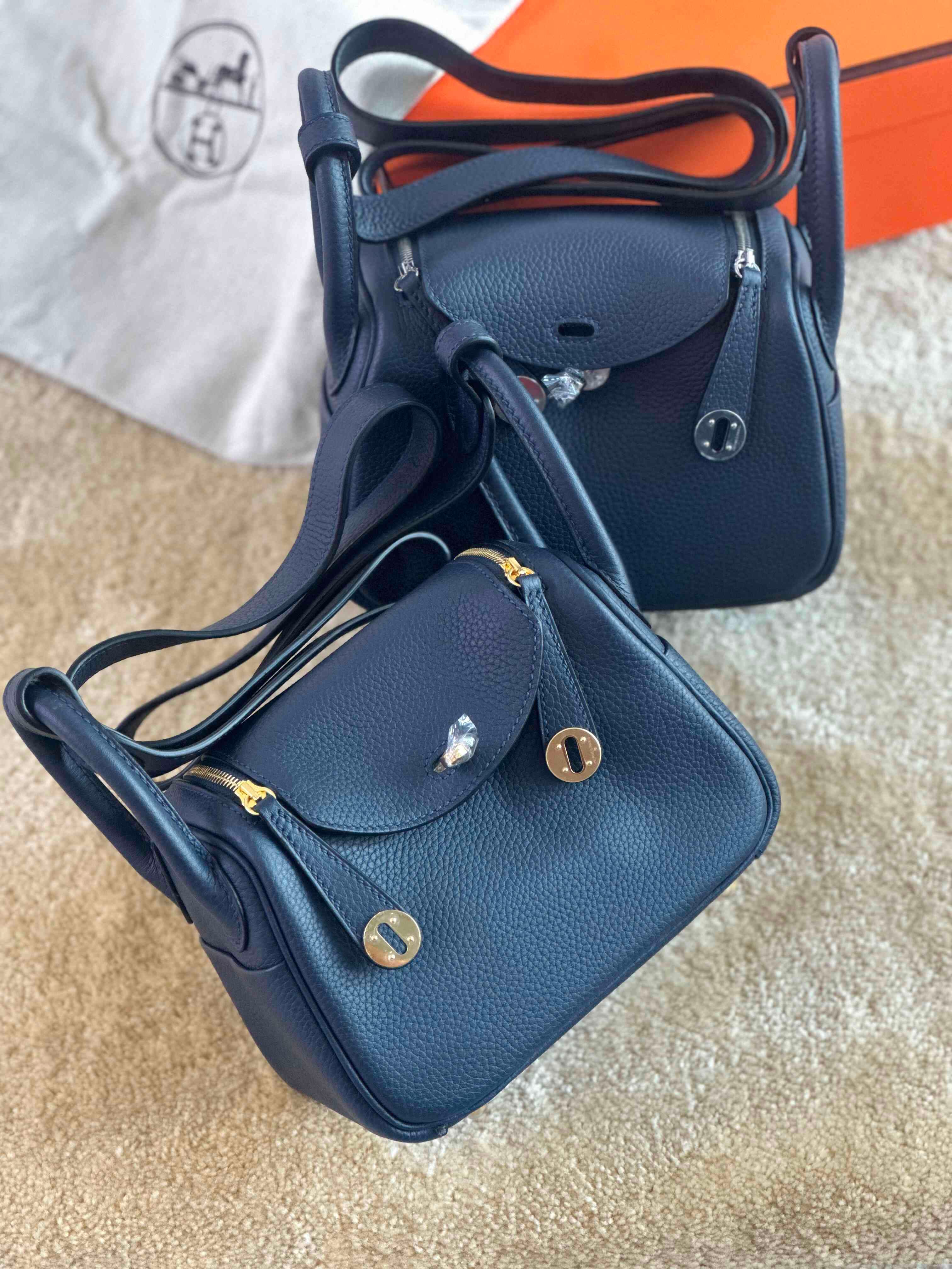 Hermès Mini Lindy Togo Bag – Compact Luxury Icon