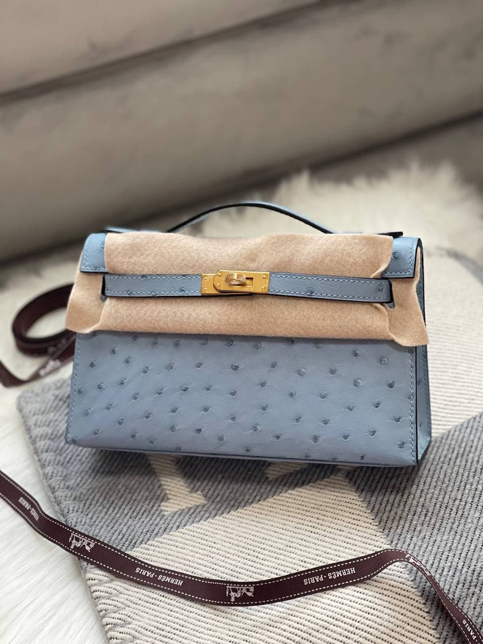 Hermès Kelly Pochette Ostrich – Rare Exotic Luxury Handcrafted Bag