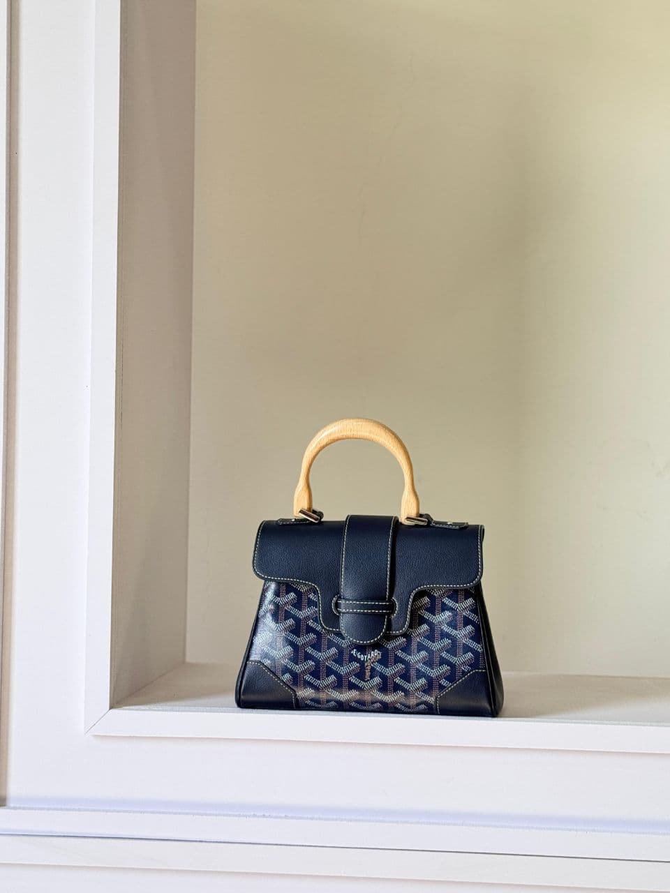 Goyard Saigon Top Handle Bag – Classic & Wood-Trim Editions