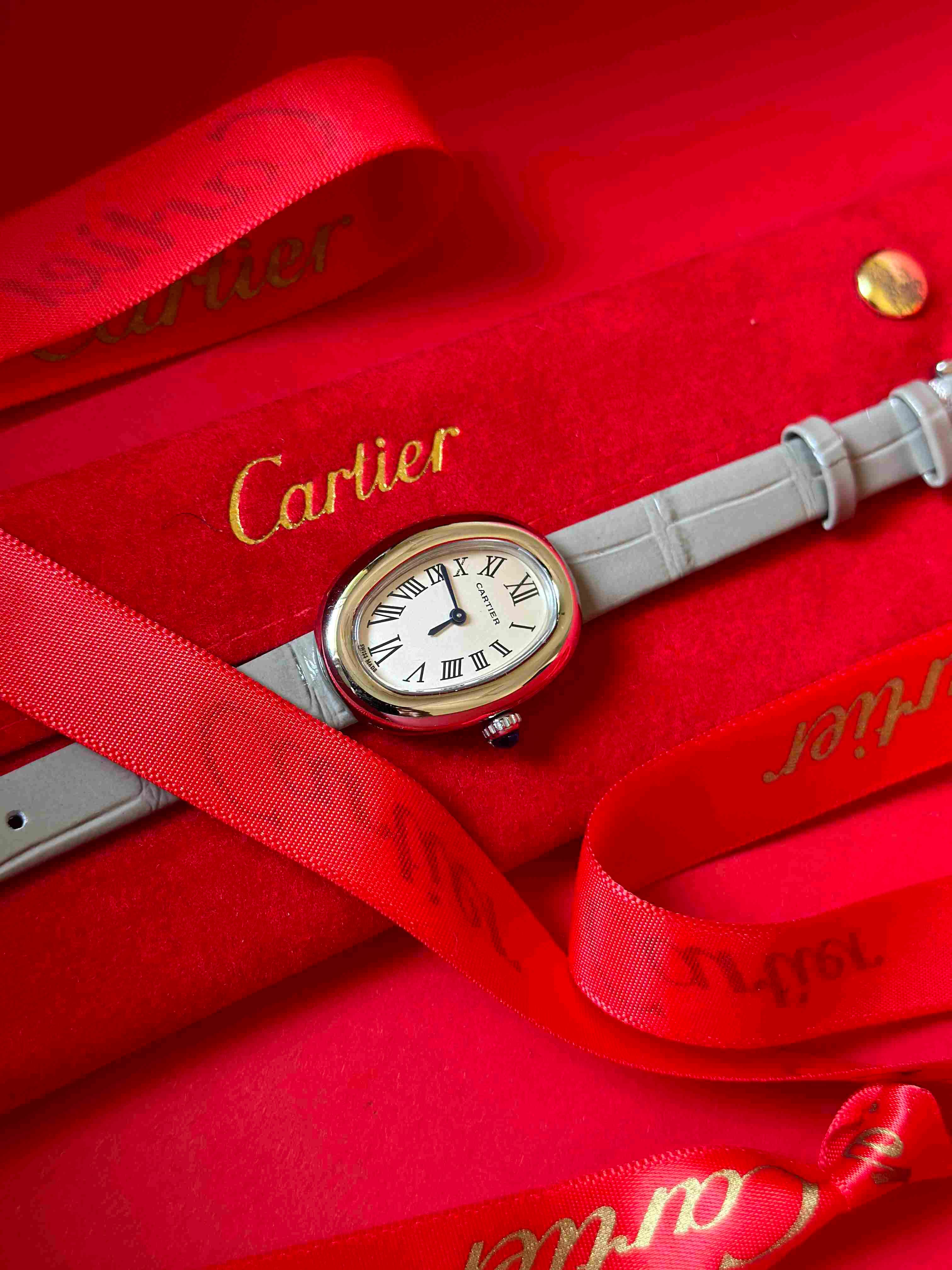 Cartier Baignoire Ladies Watch – Classic Leather Strap Collection
