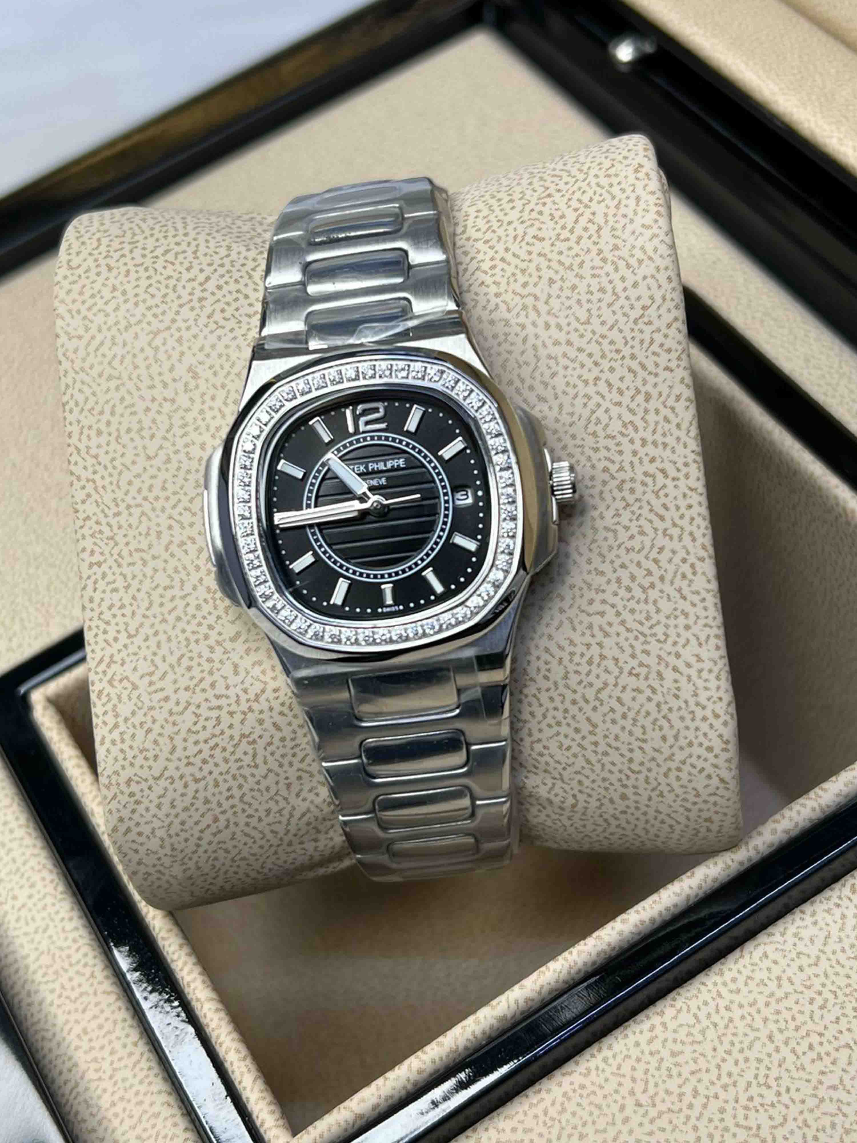 Patek Philippe Aquanaut Metal Bracelet Collection