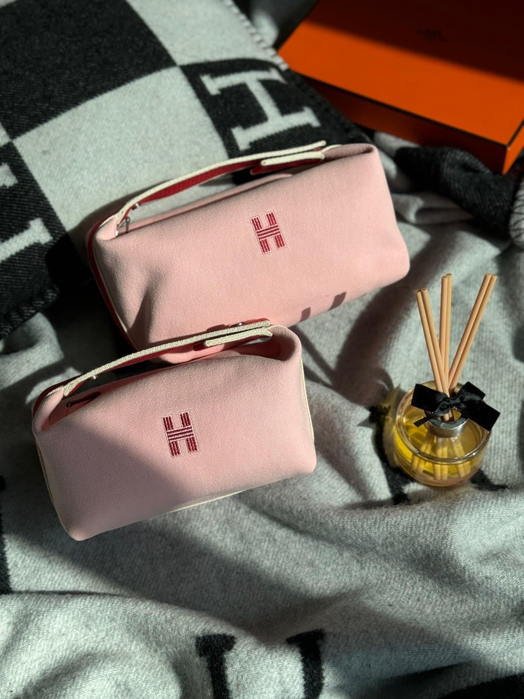 Hermès Makeup Bag – Luxury Cosmetic Pouch in Two Sizes