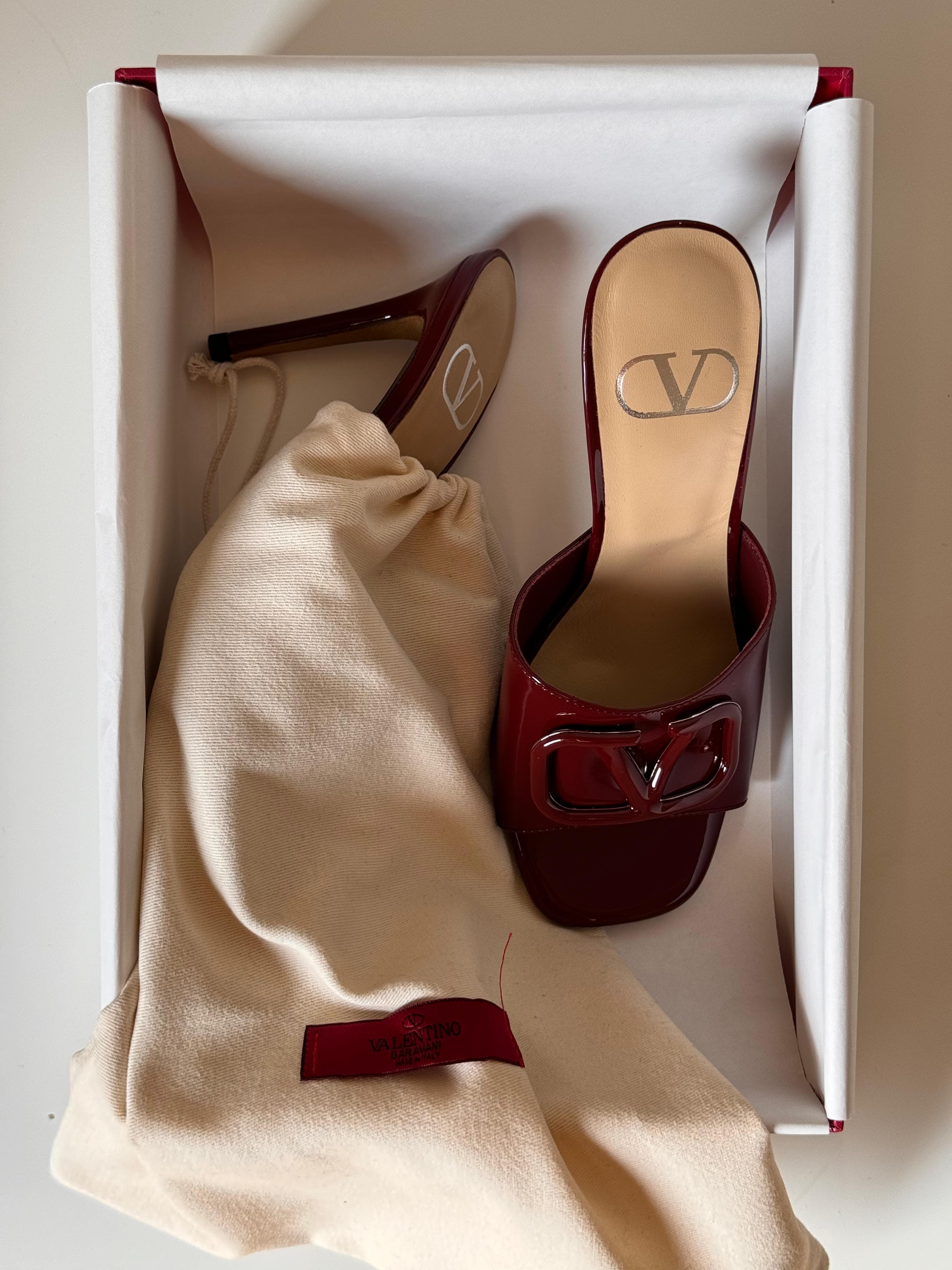 Valentino Garavani VLogo Patent Leather Heeled Sandals – Classic Elegance in Every Color