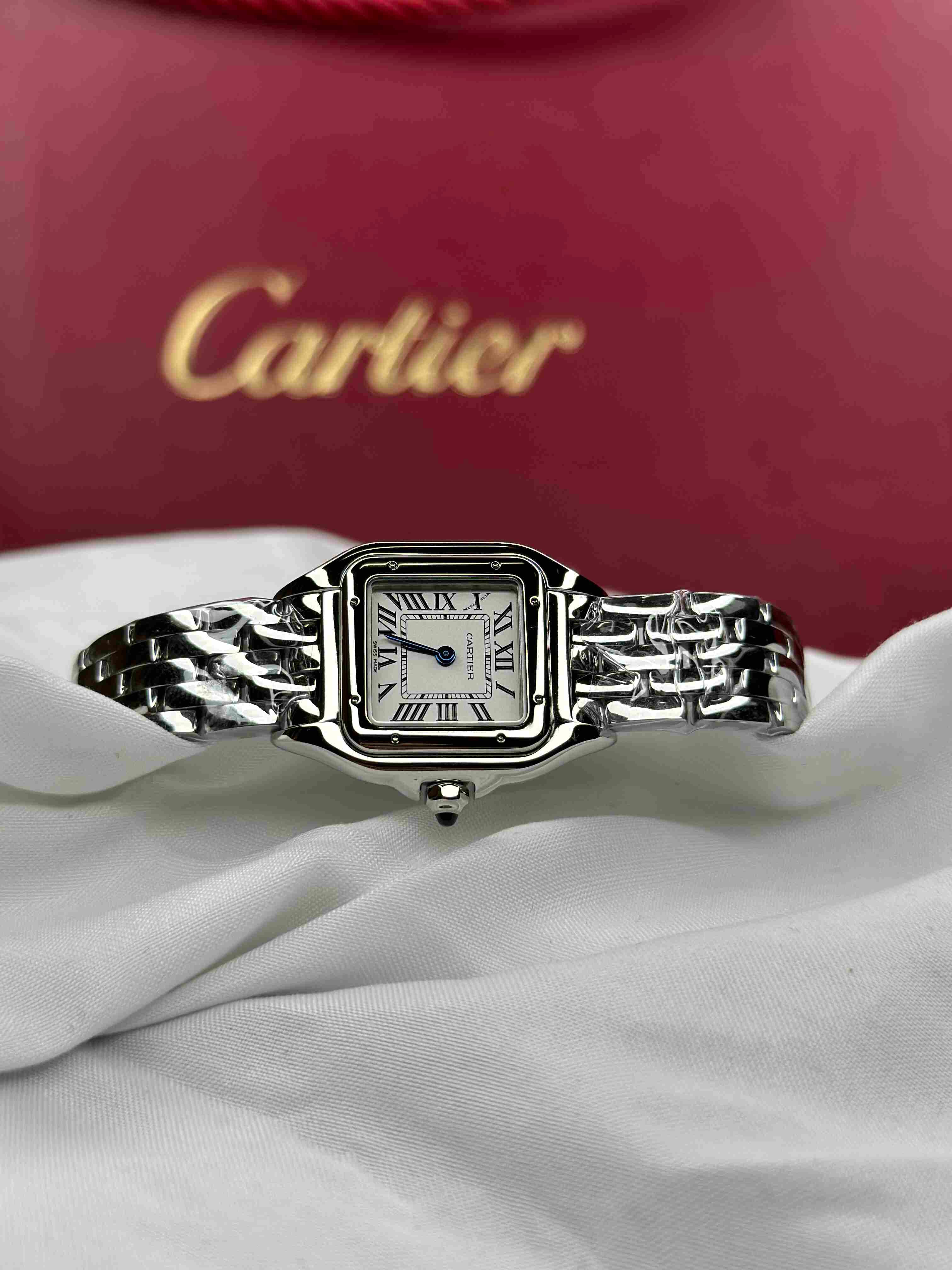 Cartier Panthère de Cartier Silver Watch – Stainless Steel Elegance for Women