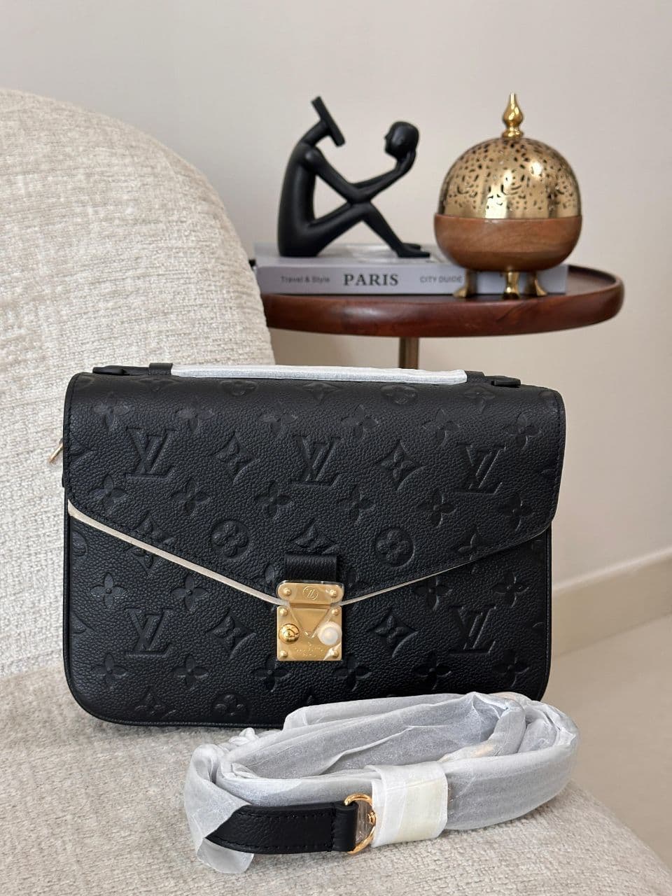 Louis Vuitton Pochette Métis Monogram Leather Bag