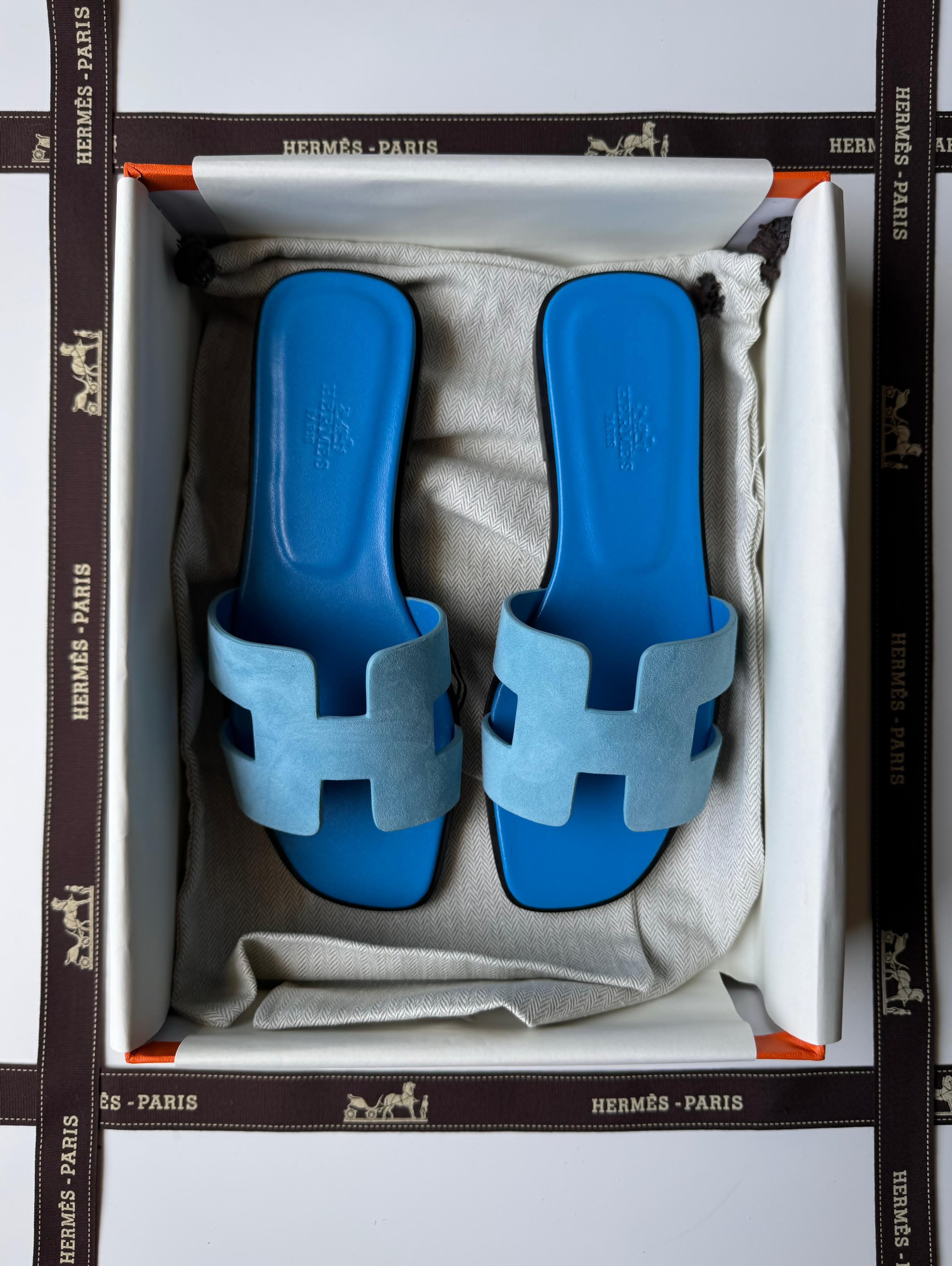 Hermès Oran Sandal Tow-Tone Suede