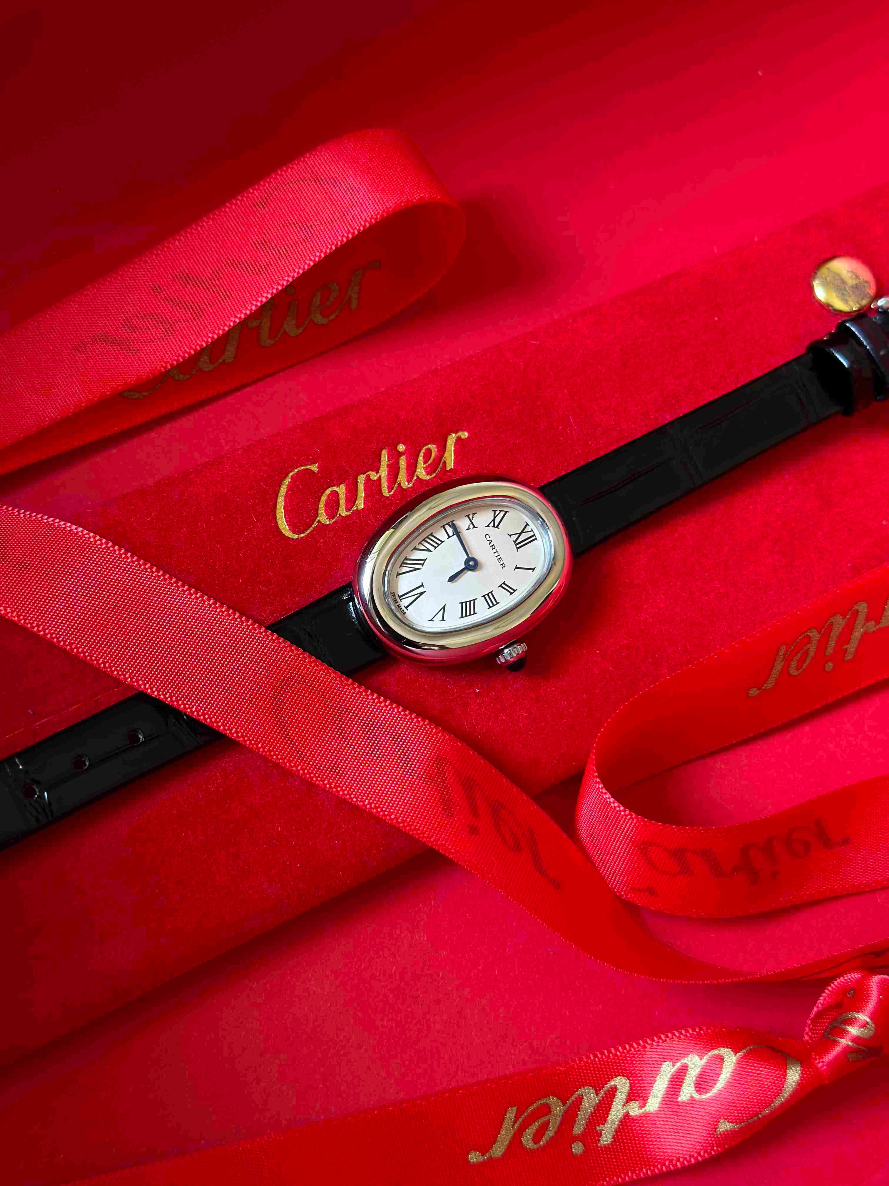 Cartier Baignoire Ladies Watch – Classic Leather Strap Collection