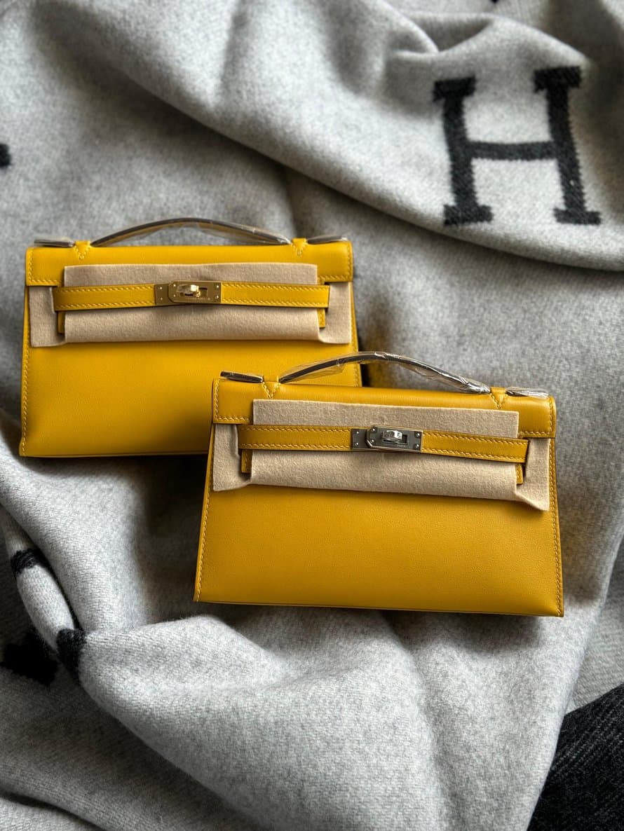 Hermès Kelly Pochette Swift – All Colors & Hardware Options