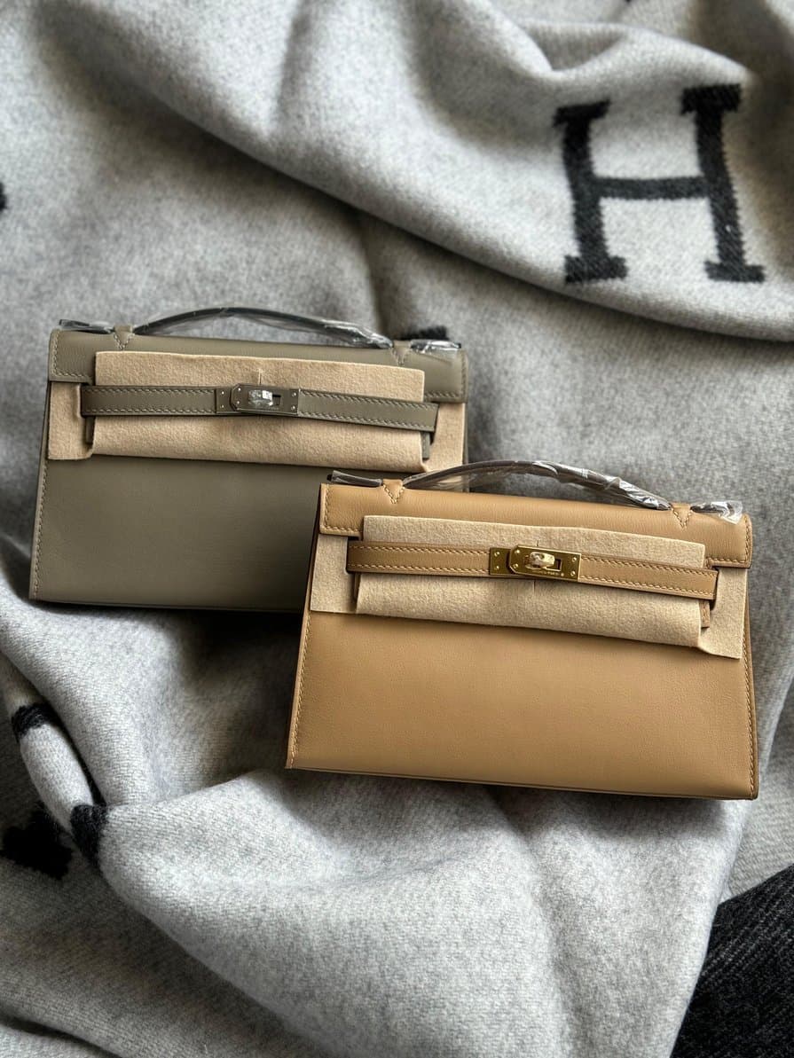 Hermès Kelly Pochette Swift – All Colors & Hardware Options