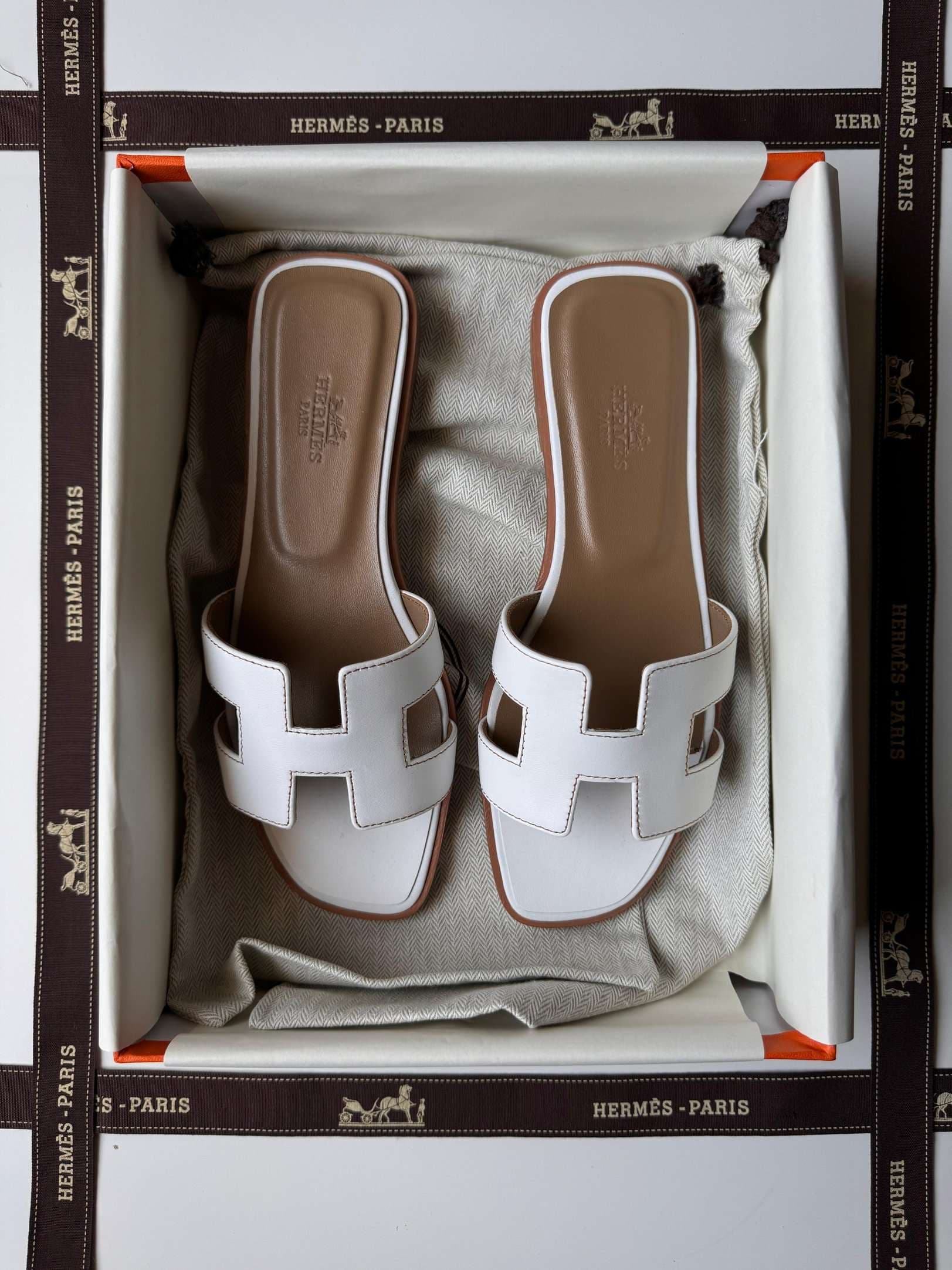 Hermes Oran Box Calfskin Two-tone