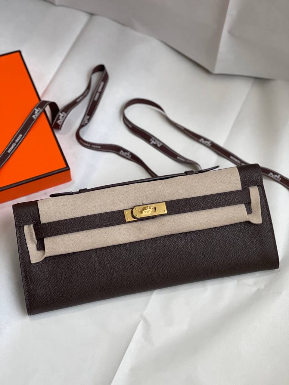 Hermès Kelly Cut Epsom Clutch – Luxury Colors Available in UAE