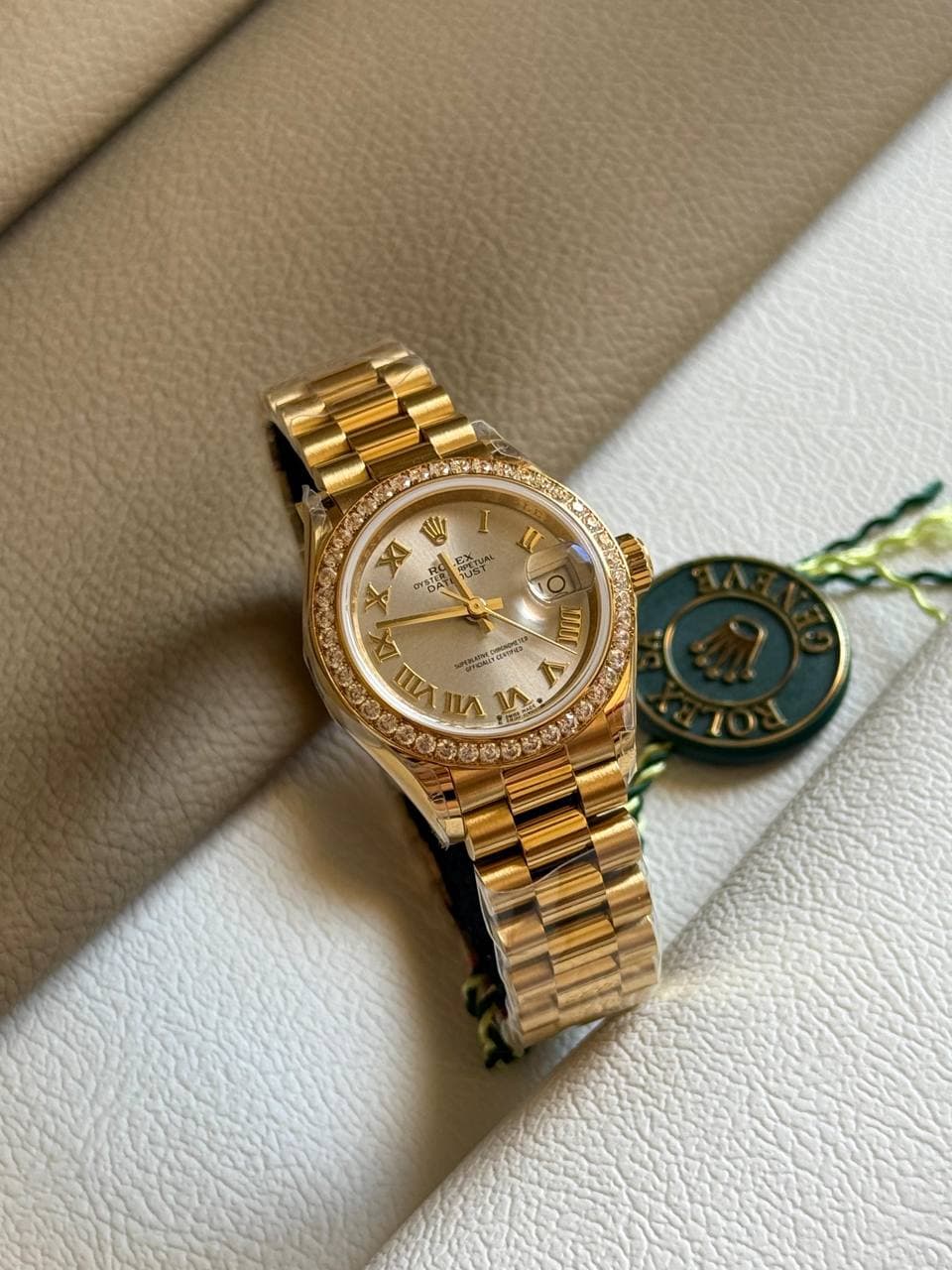 Rolex Lady Datejust 28 Jubilee Fluted Diamond Dial Watch