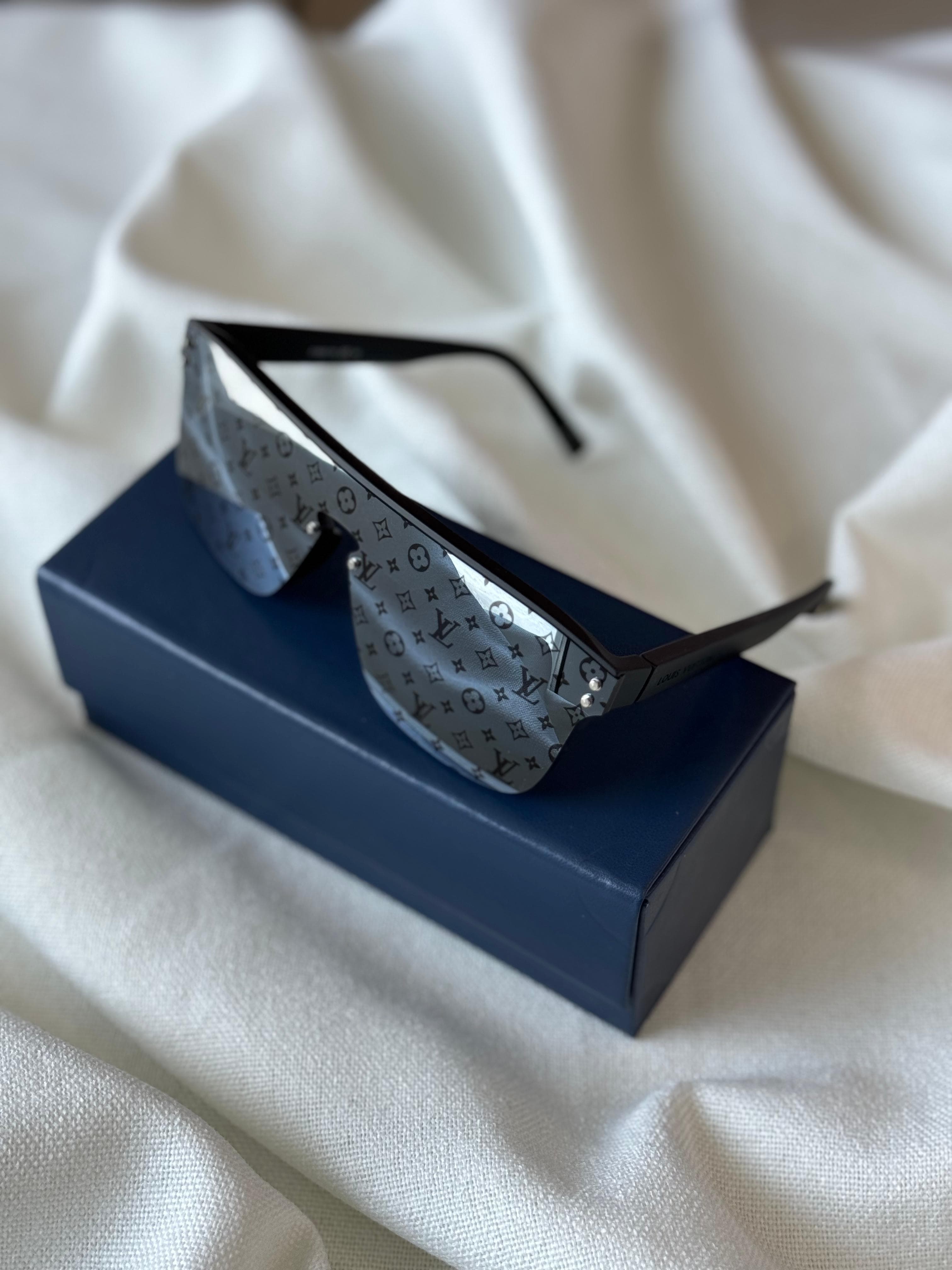 Louis Vuitton Sunglasses Waimea