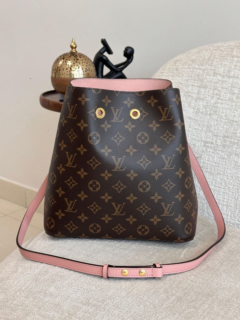 Louis Vuitton Néonoé BB Monogram Bucket Bag