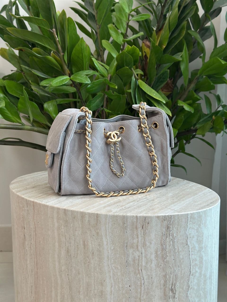 Chanel 22 Mini Hobo Bag – Luxury Quilted Leather – Dubai Collection