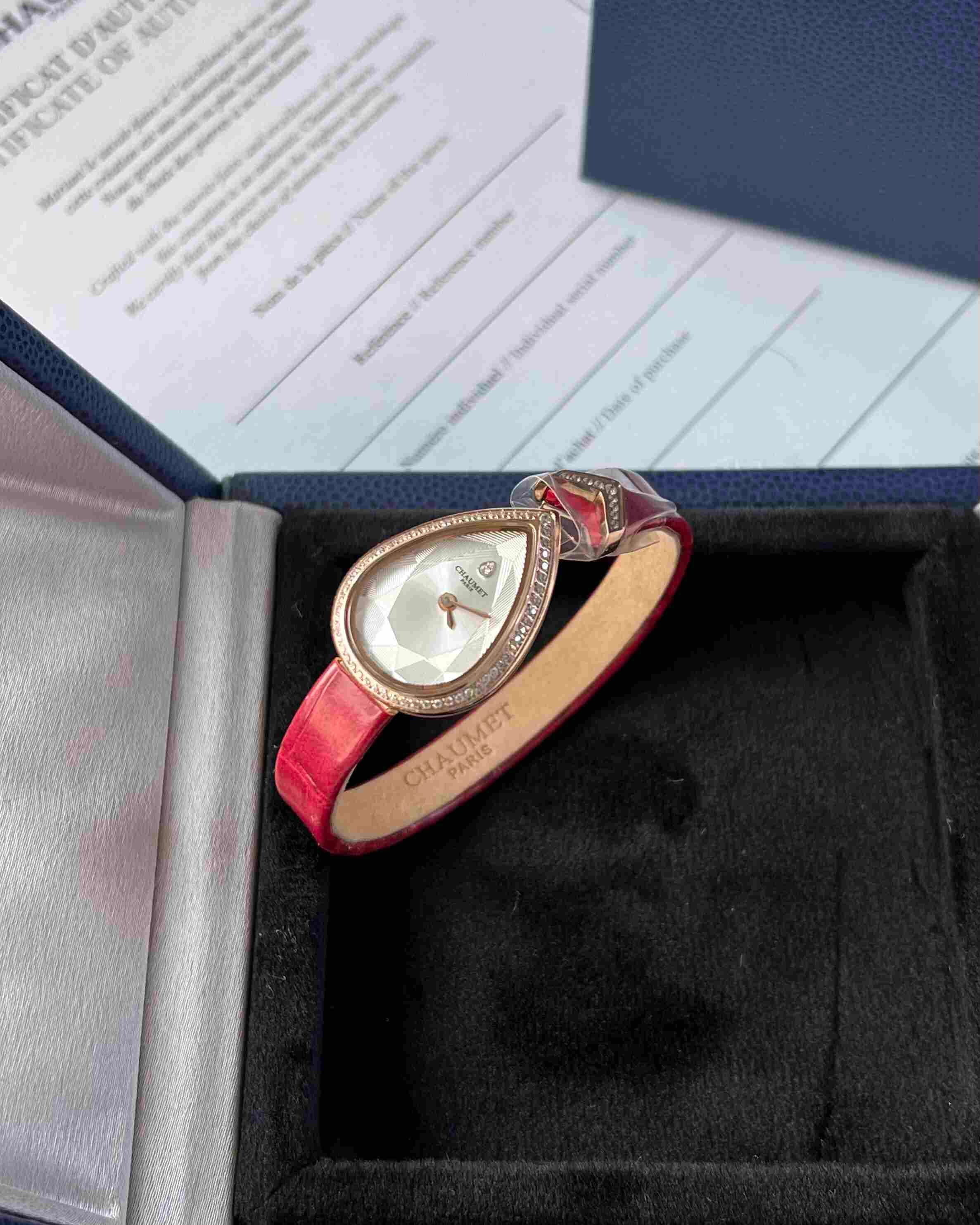 Chaumet Joséphine Aigrette Red Leather Watch – Diamond Bezel Elegance