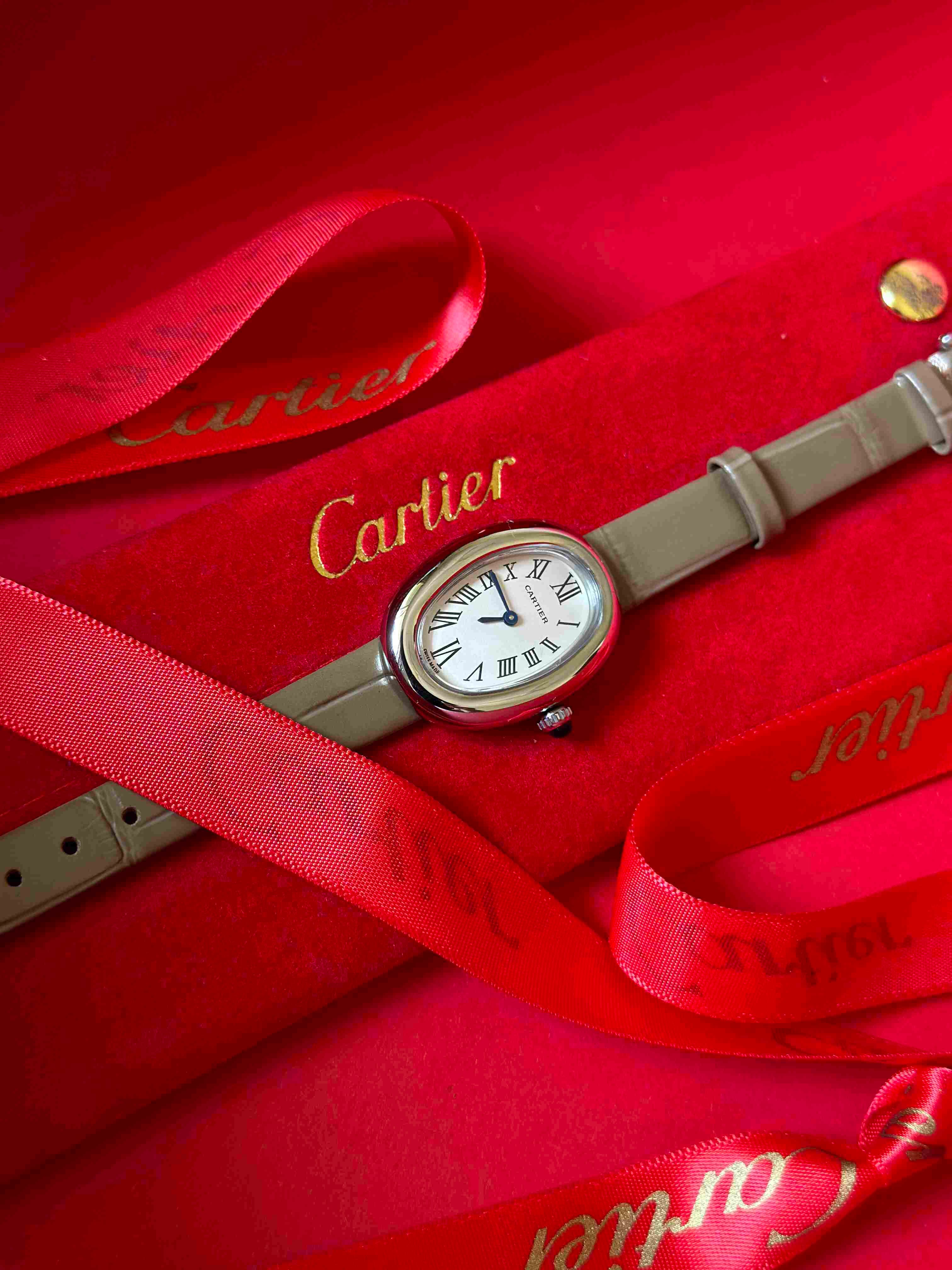 Cartier Baignoire Ladies Watch – Classic Leather Strap Collection