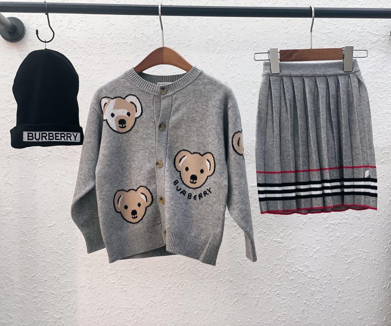 Burberry Kids Bear Knit Set (Sweater + Skirt + Hat)