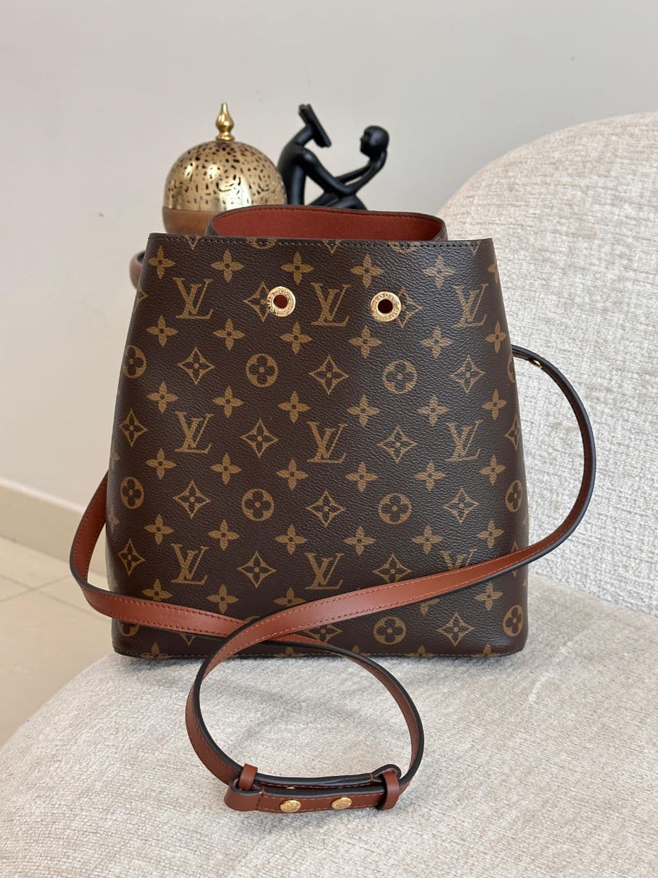 Louis Vuitton Néonoé BB Monogram Bucket Bag